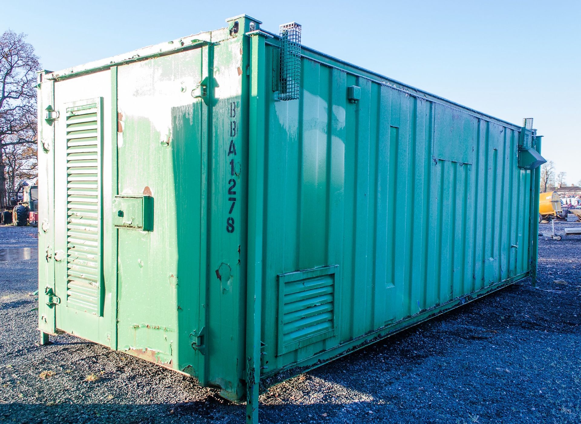 24' x 9' anti vandal steel welfare unit comprising; generator room, canteen area, drying room and - Image 3 of 11