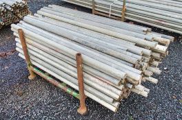 Stillage of various length scaffold poles