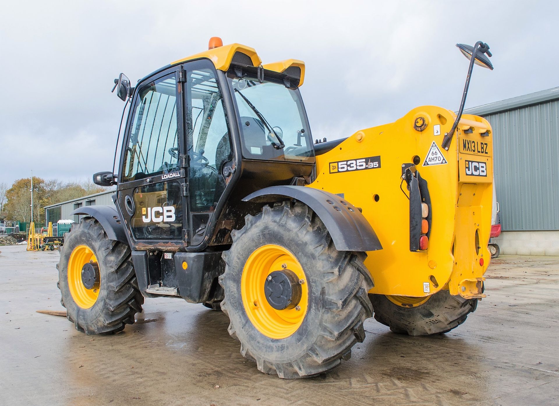 JCB 535-95 9.5 metre telescopic handler Year: 2013 S/N: 2176978 Recorded Hours: 4641 c/w joystick - Image 4 of 23