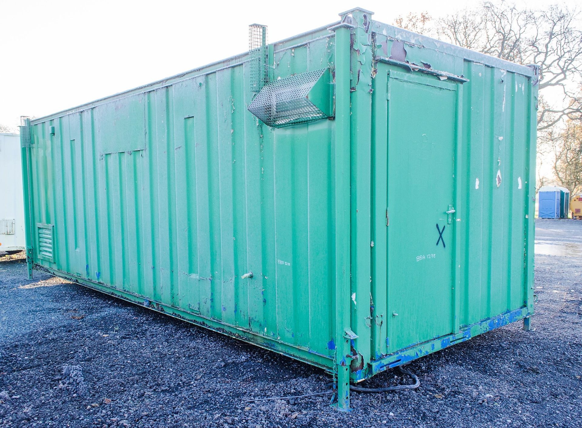 24' x 9' anti vandal steel welfare unit comprising; generator room, canteen area, drying room and - Image 4 of 11