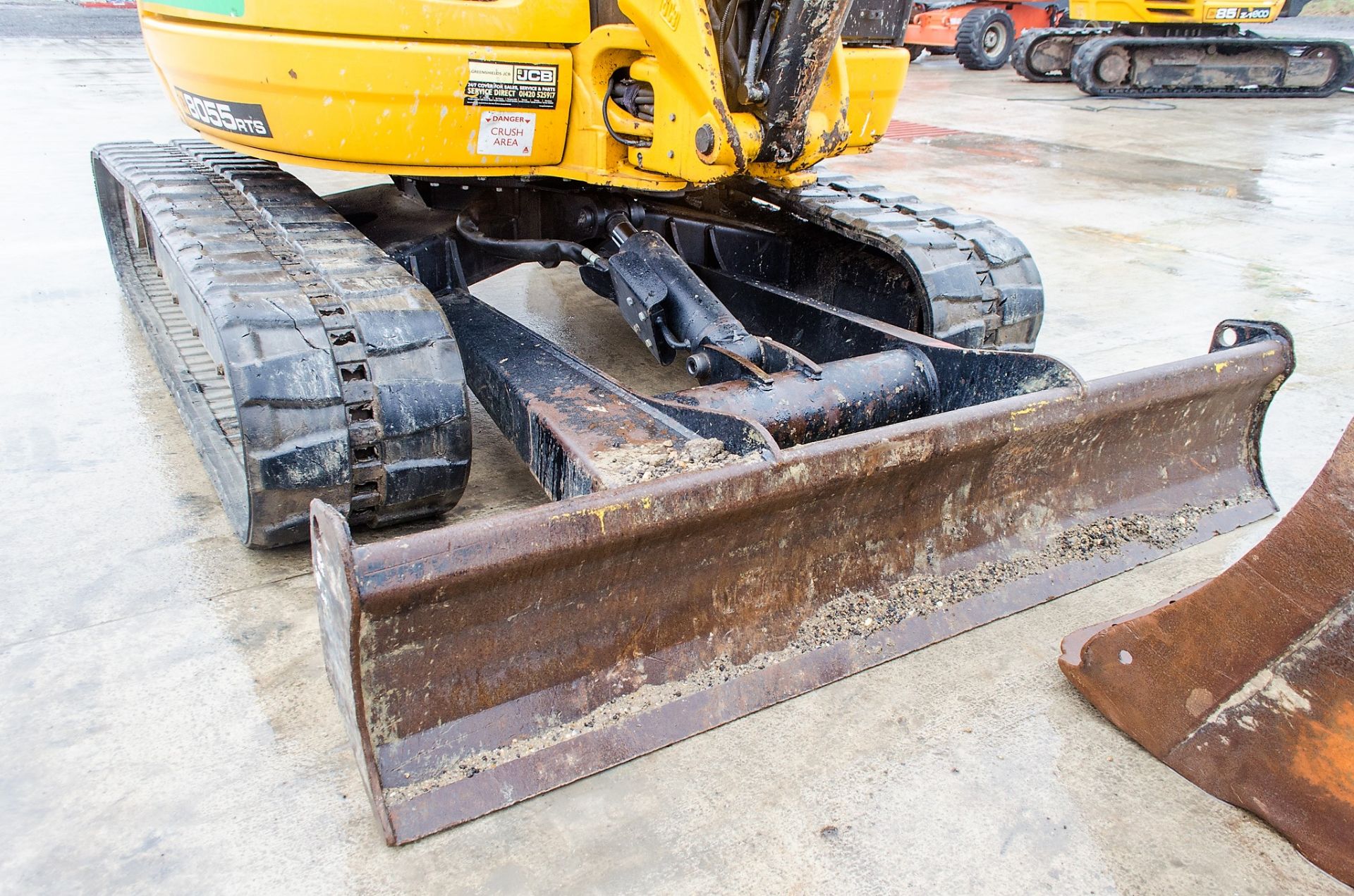 JCB 8055 RTS 5.5 tonne rubber tracked midi excavator Year: 2015 S/N: 2426200 Recorded hours: 2019 - Image 11 of 22