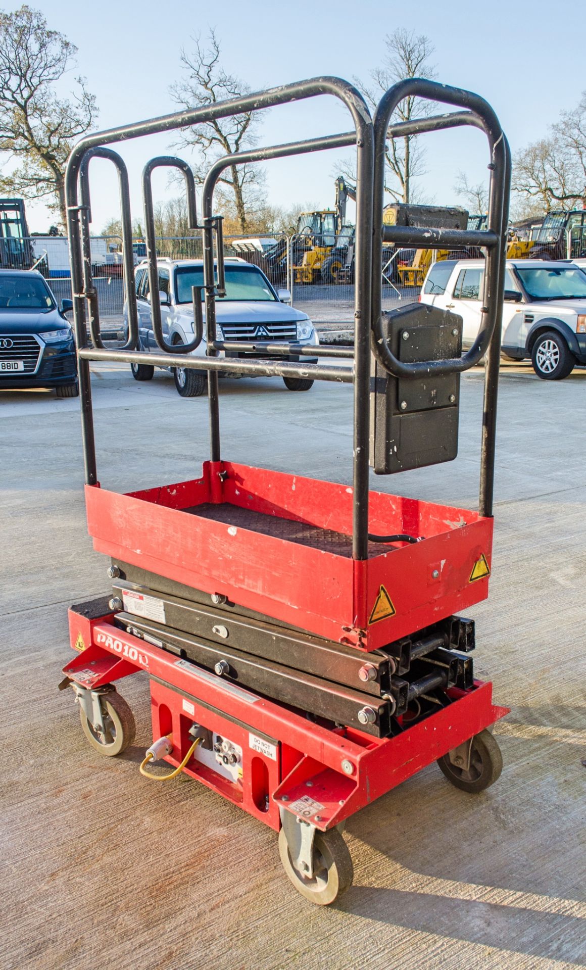 Pop Up Pro 10 battery electric push around scissor lift A769200