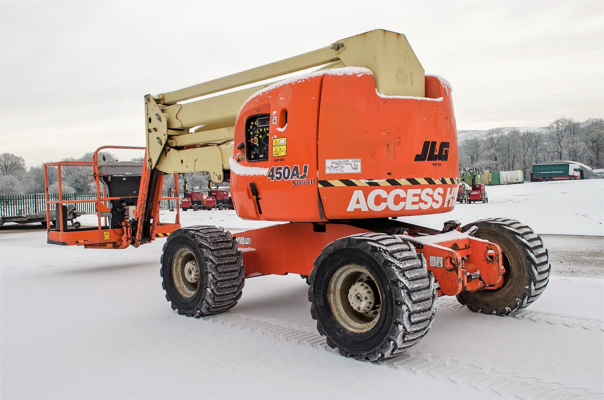 JLG 450AJ Series II 45 foot diesel driven 4wd boom lift Year: 2006 S/N: 130001500 Recorded hours: - Image 4 of 16