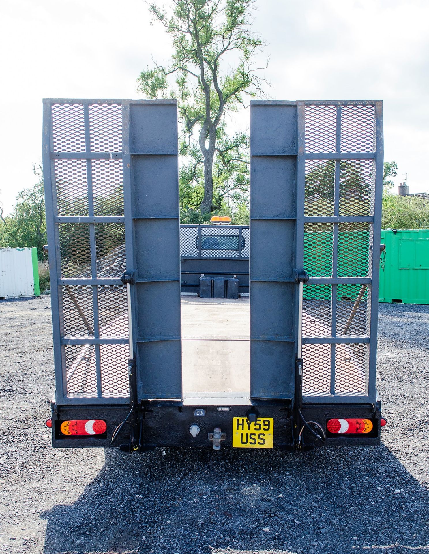 Mitsubishi Fuso Canter TC18 4899cc diesel 7.5 tonne beaver tail plant lorry Bed size 19ft 6in x - Image 6 of 17