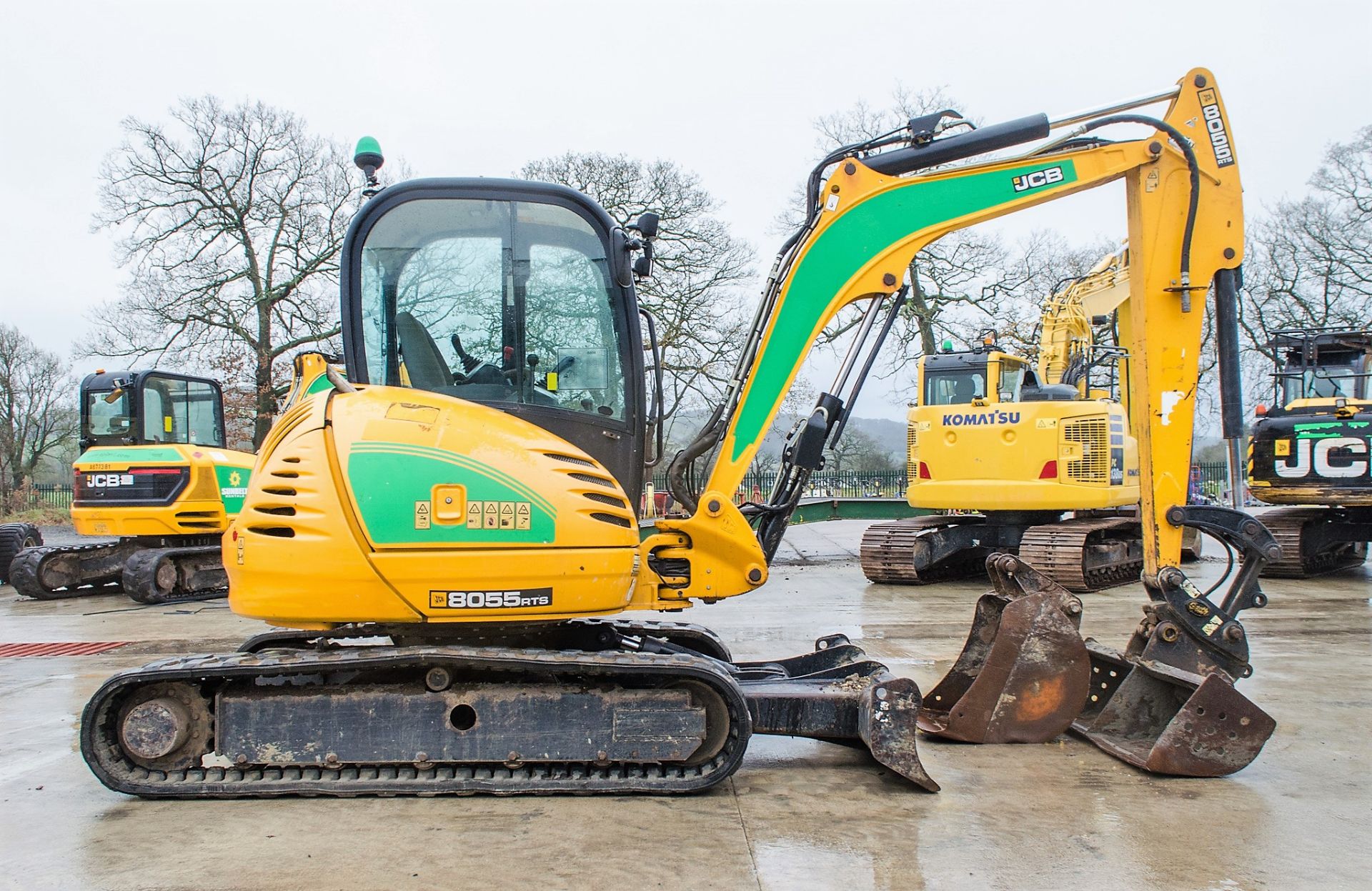 JCB 8055 RTS 5.5 tonne rubber tracked midi excavator Year: 2015 S/N: 2426200 Recorded hours: 2019 - Image 7 of 22