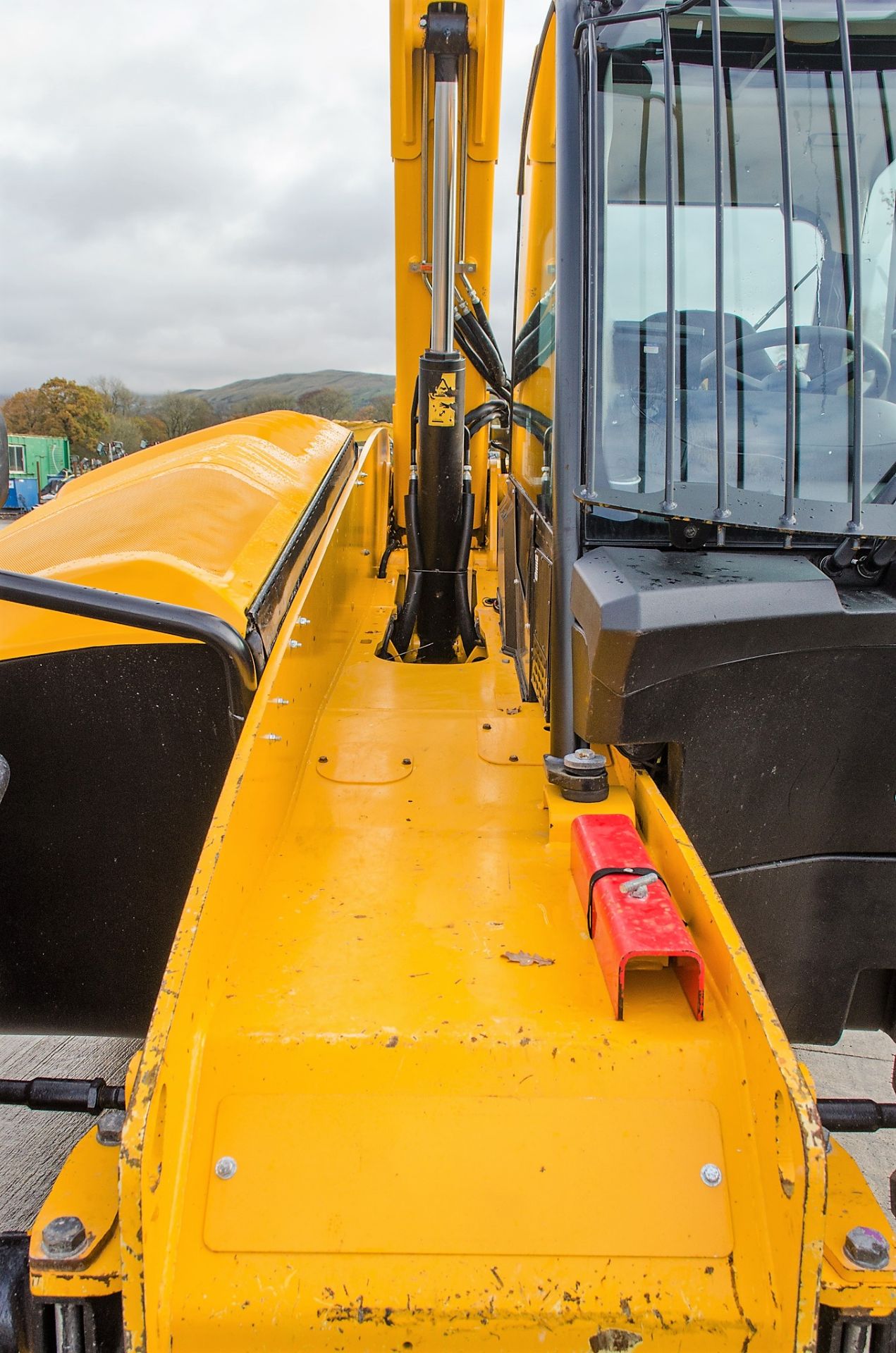 JCB 531-70 7 metre telescopic handler Year: 2021 S/N: 3007085 Recorded Hours: 869 c/w joystick - Image 11 of 23