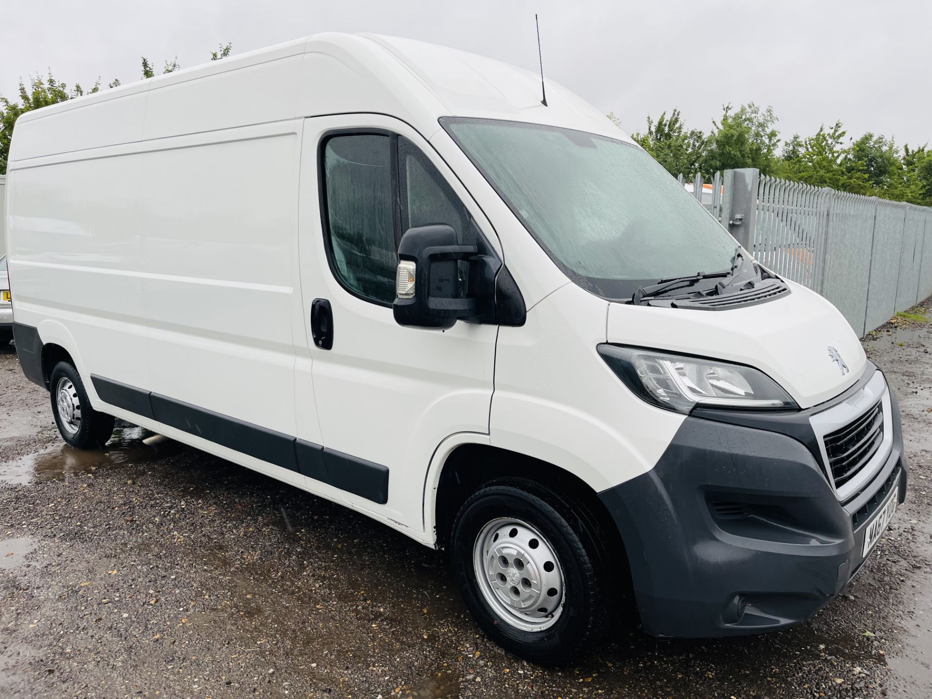 Peugeot Boxer 2.0 Blue Hdi Professional L3 H2 2017 '67 Reg' Air con -Sat Nav -Euro 6 -ULEZ Compliant - Image 14 of 18