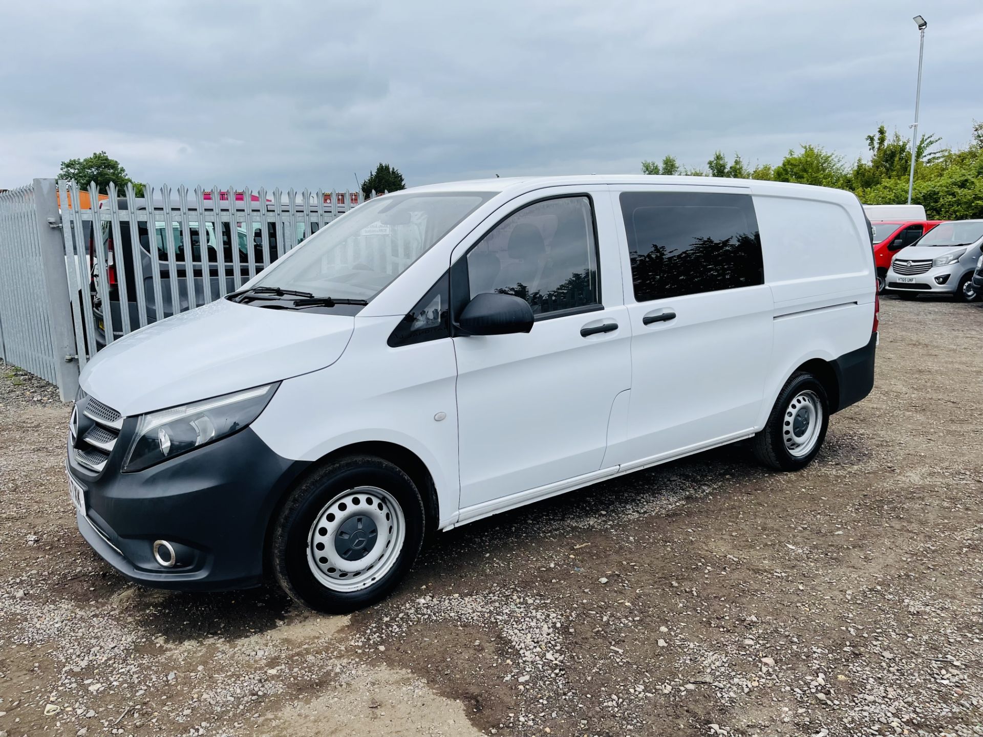 Mercedes-Benz Vito 1.6 111 CDI Long - 2016 '16 Reg' **Crew-Van** '6 Seats ' ULEZ Compliant' - Image 5 of 21