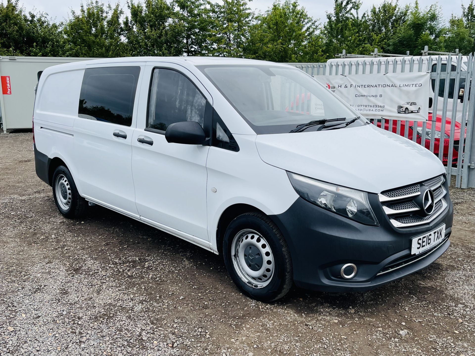 Mercedes-Benz Vito 1.6 111 CDI Long - 2016 '16 Reg' **Crew-Van** '6 Seats ' ULEZ Compliant'