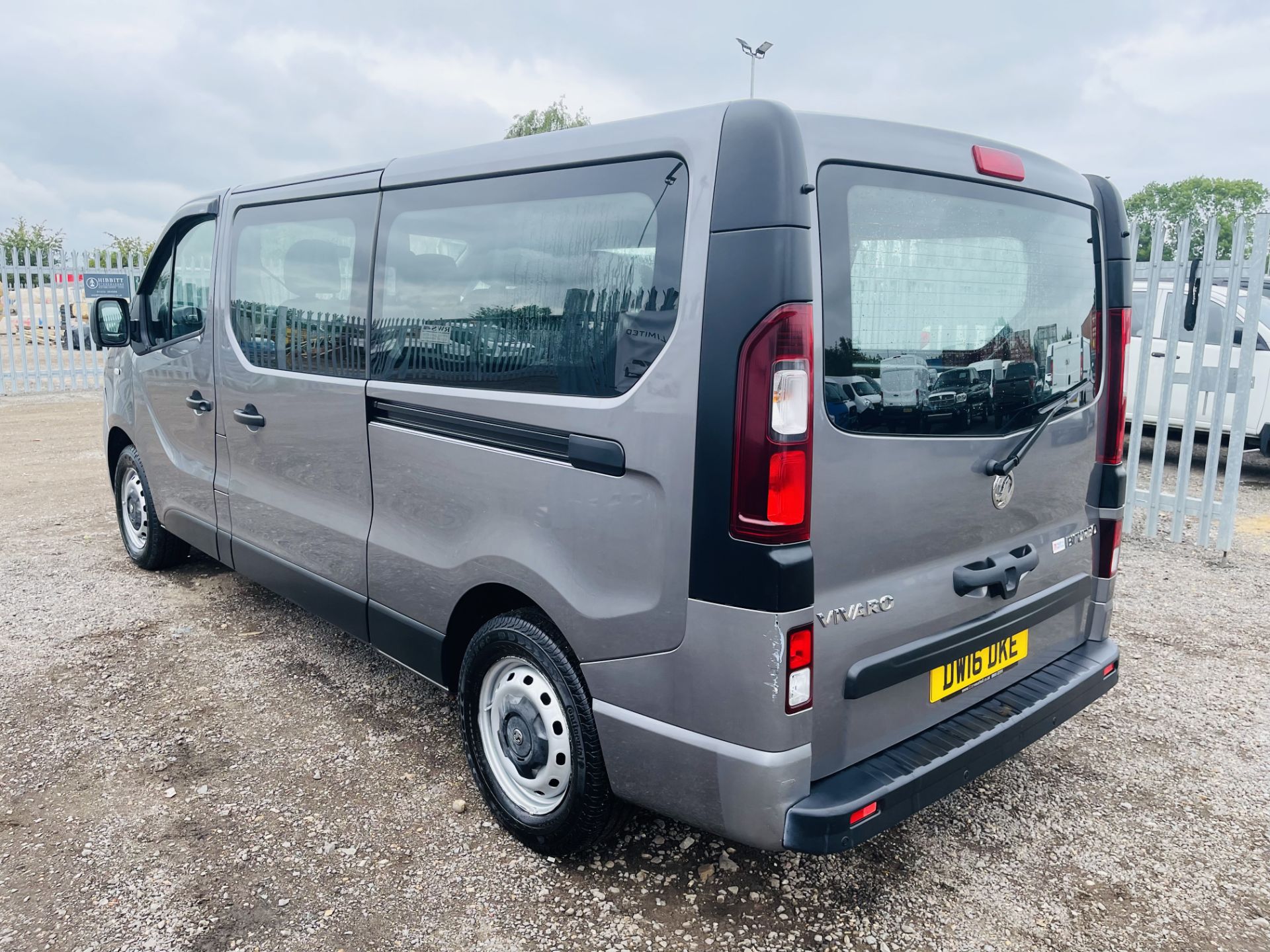 Vauxhall Vivaro 1.6 Cdti Combi S/S L3 H1 2016 '16 Reg' 9 Seats - Air con - Elec Pack - - Image 10 of 20