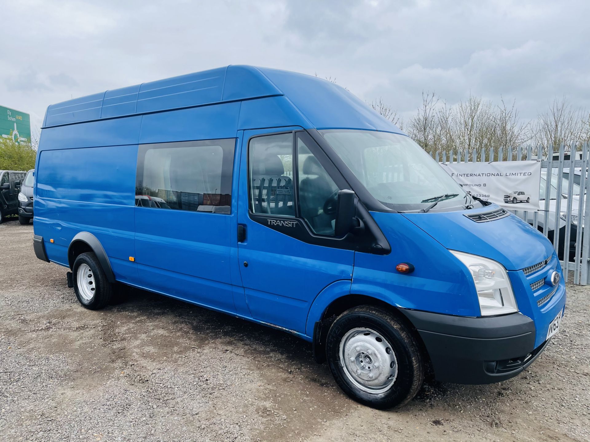 Ford Transit 2.2 TDCI T460 155 RWD 2013 Crew-van '63 Reg' L4 H3 - Twin Rear Axle - Image 14 of 17