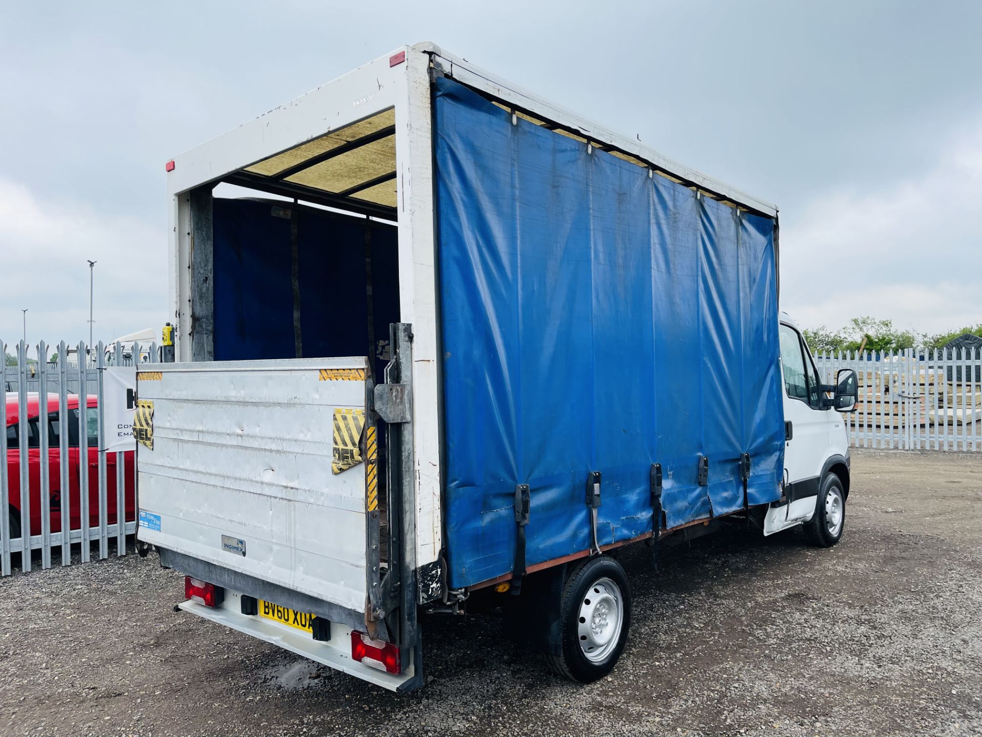 ** ON SALE **Iveco Daily 35S11 L2 2010 '60 Reg' Curtainsider Luton ** Tail-Lift** Automatic -3 seats - Image 12 of 18