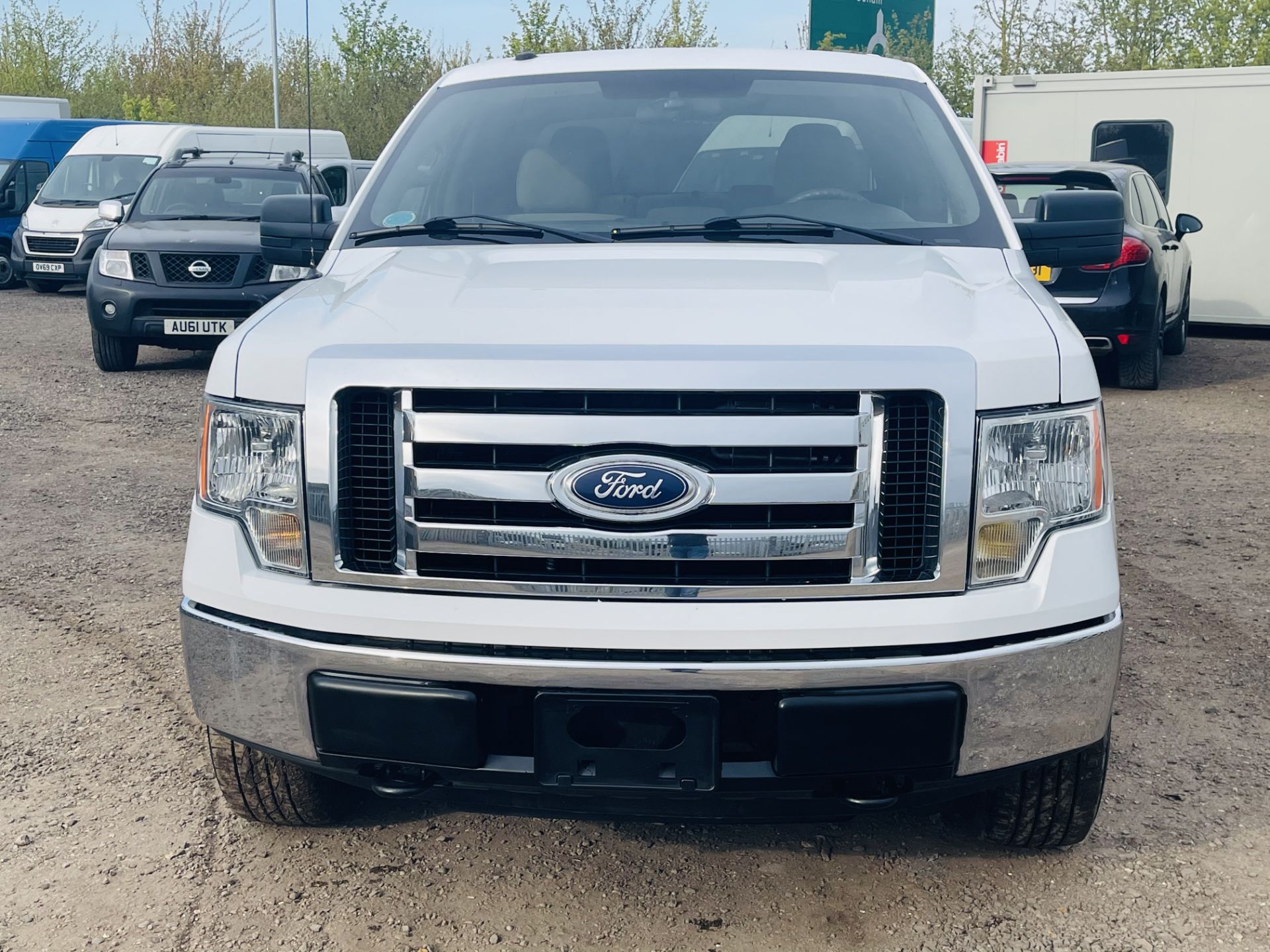 Ford F-150 XLT 4.6L V8 Super-crew 4WD 2010 ' 2010 Year' 6 Seats - Air con - NO VAT SAVE 20% - Image 3 of 24