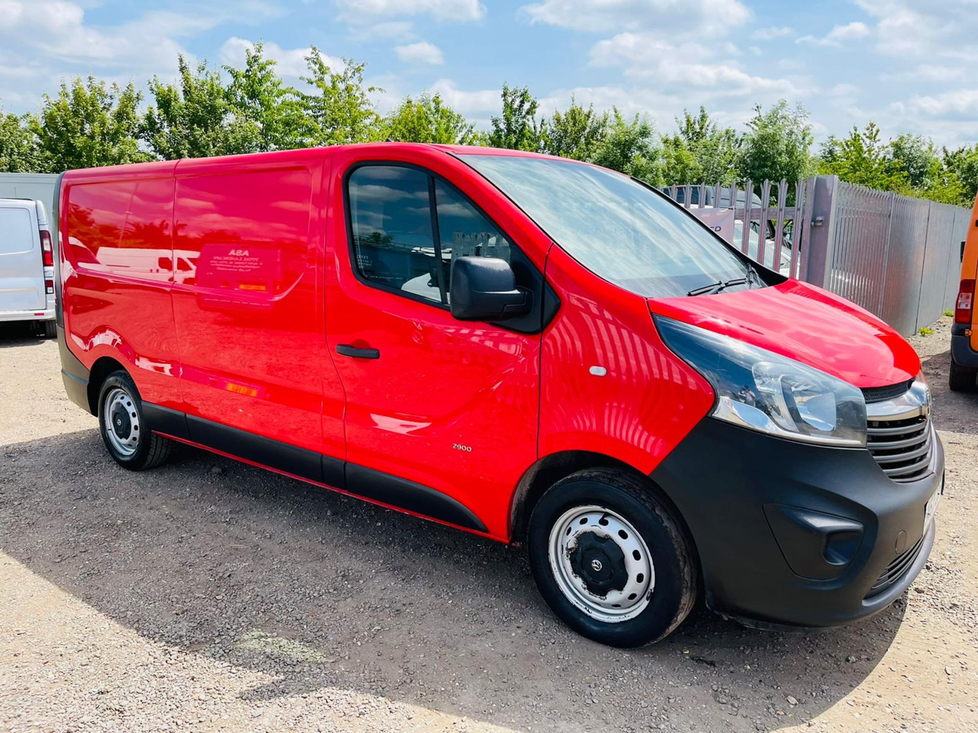 Vauxhall Vivaro 1.6 CDTI Bi-Turbo S/S 2900 2017 '67 Reg' L3 H1 - Euro 6b - 'ULEZ Compliant' - Image 2 of 16