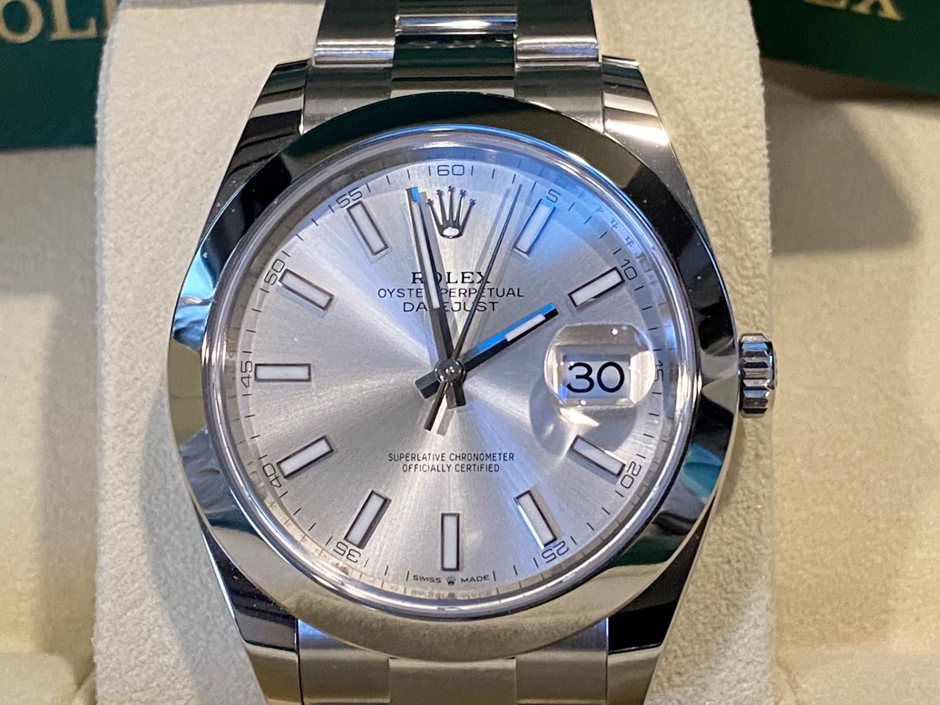 **ON SALE**Rolex Oyster Perpetual Date-Just 41mm ** 2020 ** UnWorn ** Silver Dial - Oyster Steel - - Image 13 of 14