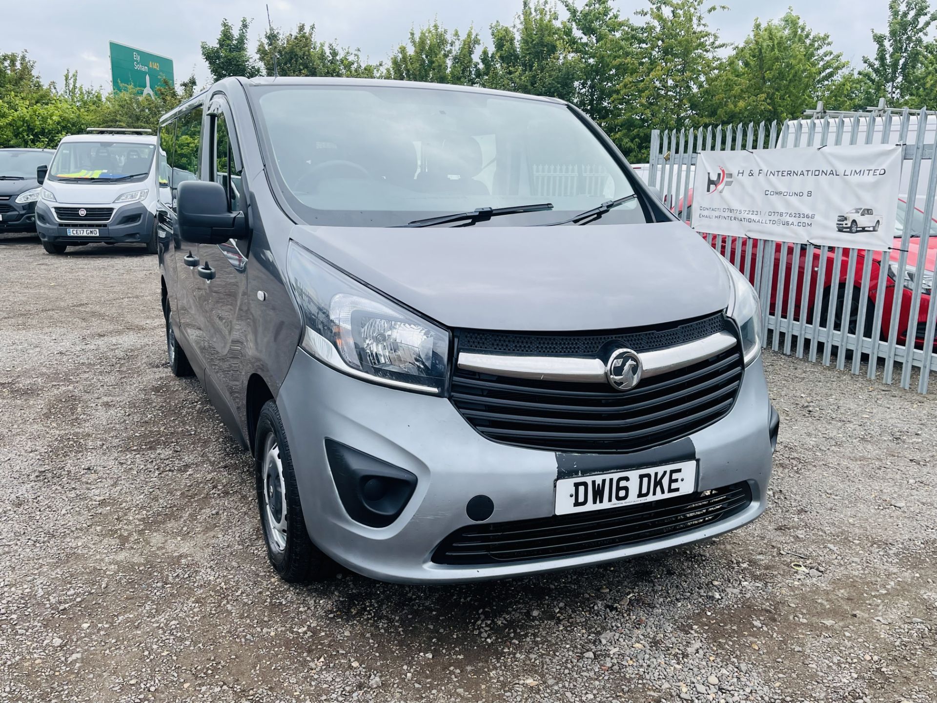 Vauxhall Vivaro 1.6 Cdti Combi S/S L3 H1 2016 '16 Reg' 9 Seats - Air con - Elec Pack - - Image 2 of 20