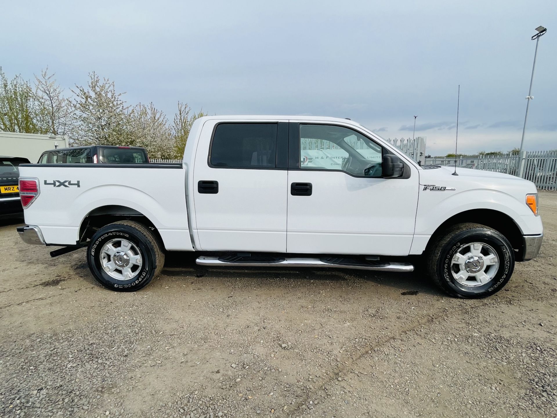 Ford F-150 XLT 4.6L V8 Super-crew 4WD 2010 ' 2010 Year' 6 Seats - Air con - NO VAT SAVE 20% - Image 17 of 24