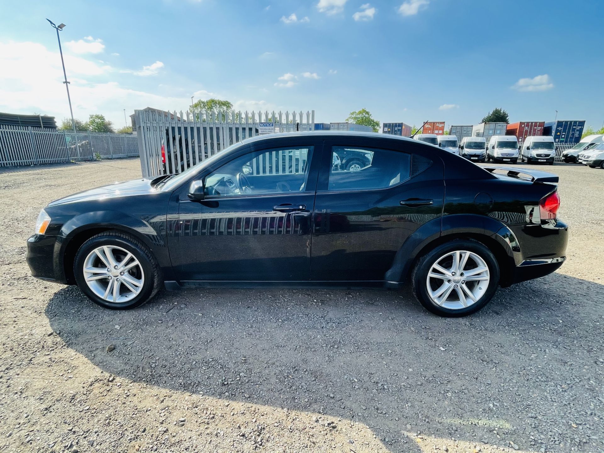 Dodge Avenger 2.4L SXT Sedan 2013 '2013 Year' **Fresh Import** LHD - Air Con - Heated Seats - Image 5 of 18