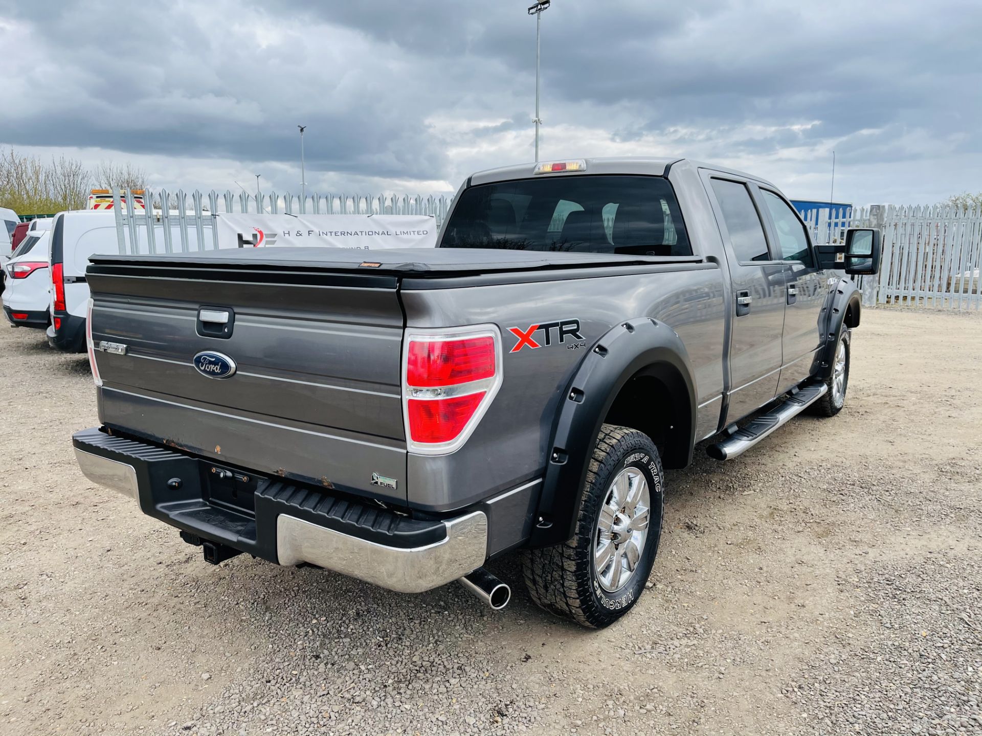 ** ON SALE **Ford F-150 5.4L V8 XLT Super-crew XTR Package 4WD '2010 Year' Air Con NO VAT - Image 16 of 24