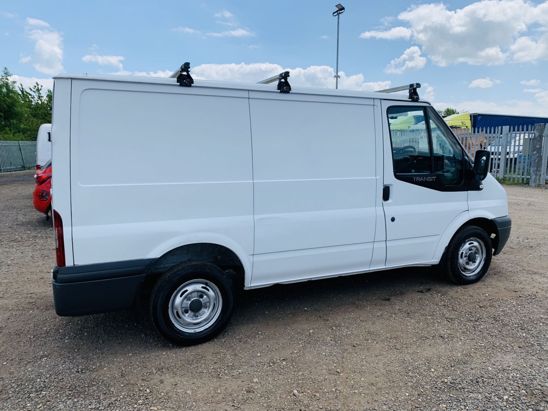 ** ON SALE **Ford Transit 2.2 TDCI 85 T260 L1 H1 2011 '11 Reg' Panel Van - FWD - Image 15 of 20