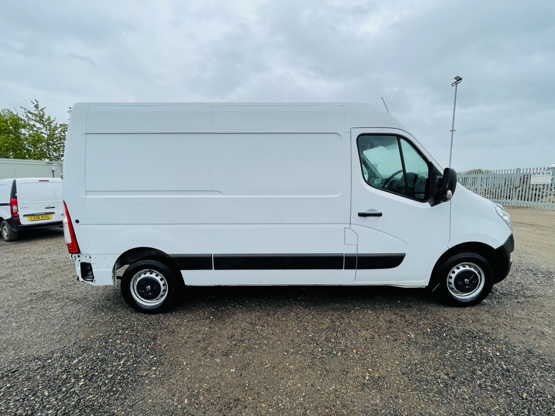 Renault Master MM35 Business 2.3 DCI 2017 '67 Reg' ULEZ Compliant -Panel Van - Image 13 of 18