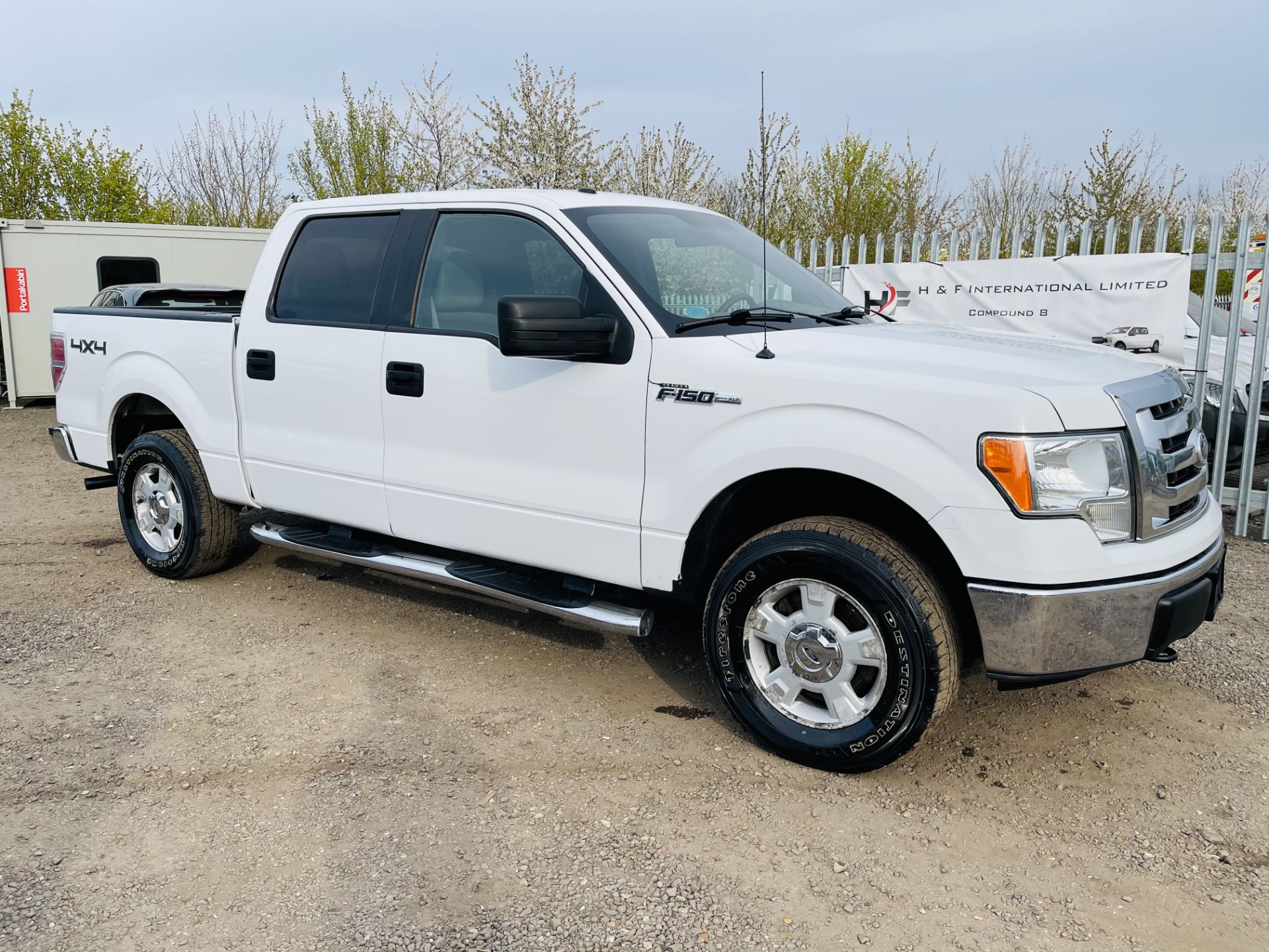 Ford F-150 XLT 4.6L V8 Super-crew 4WD 2010 ' 2010 Year' 6 Seats - Air con - NO VAT SAVE 20% - Image 18 of 24