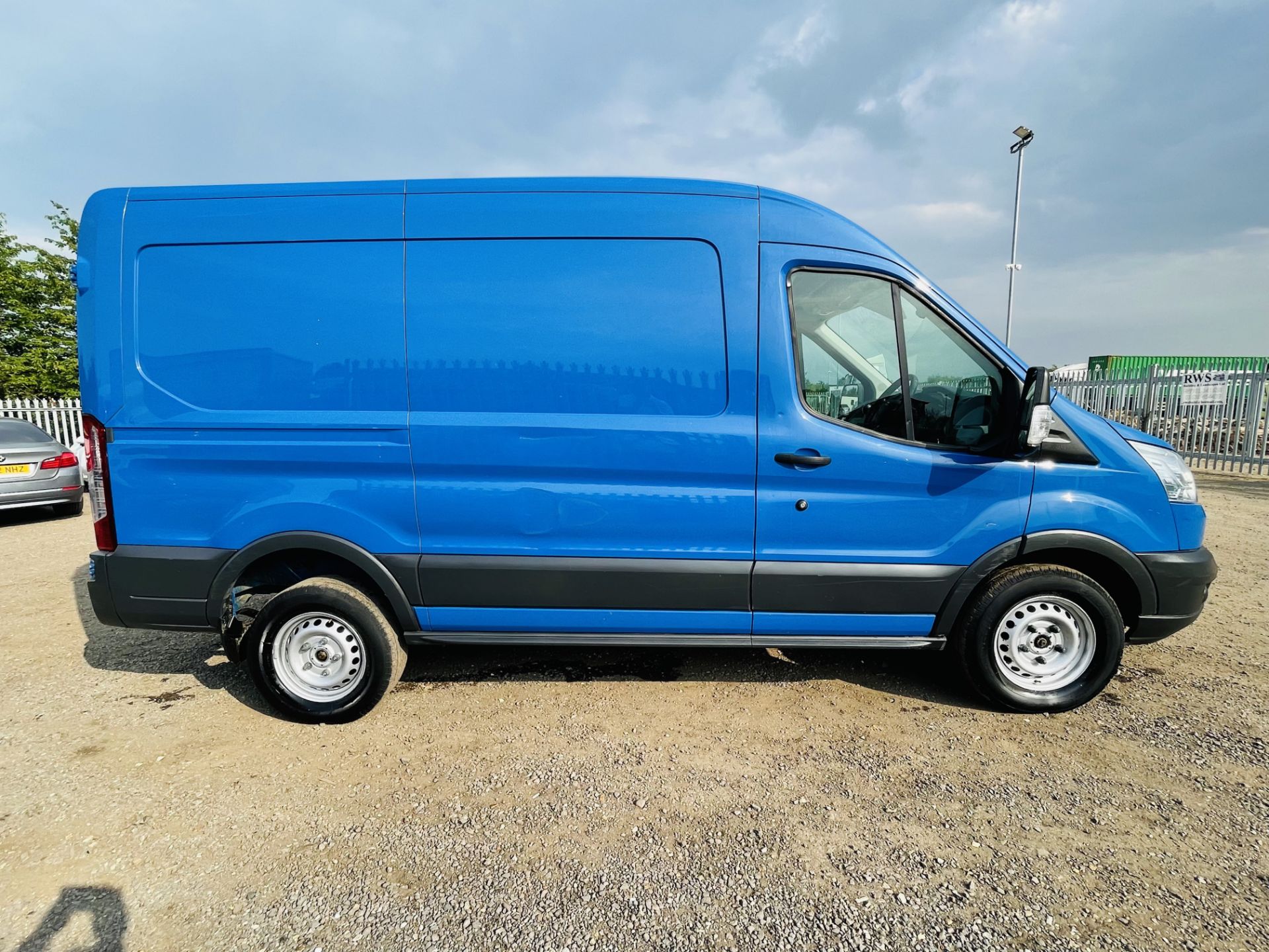 **ON SALE **Ford Transit 2.2 TDCI 100 L2 H2 2015 ' 65 Reg ' Solid Blue ' Panel Van ' - No Vat Save - Image 15 of 20