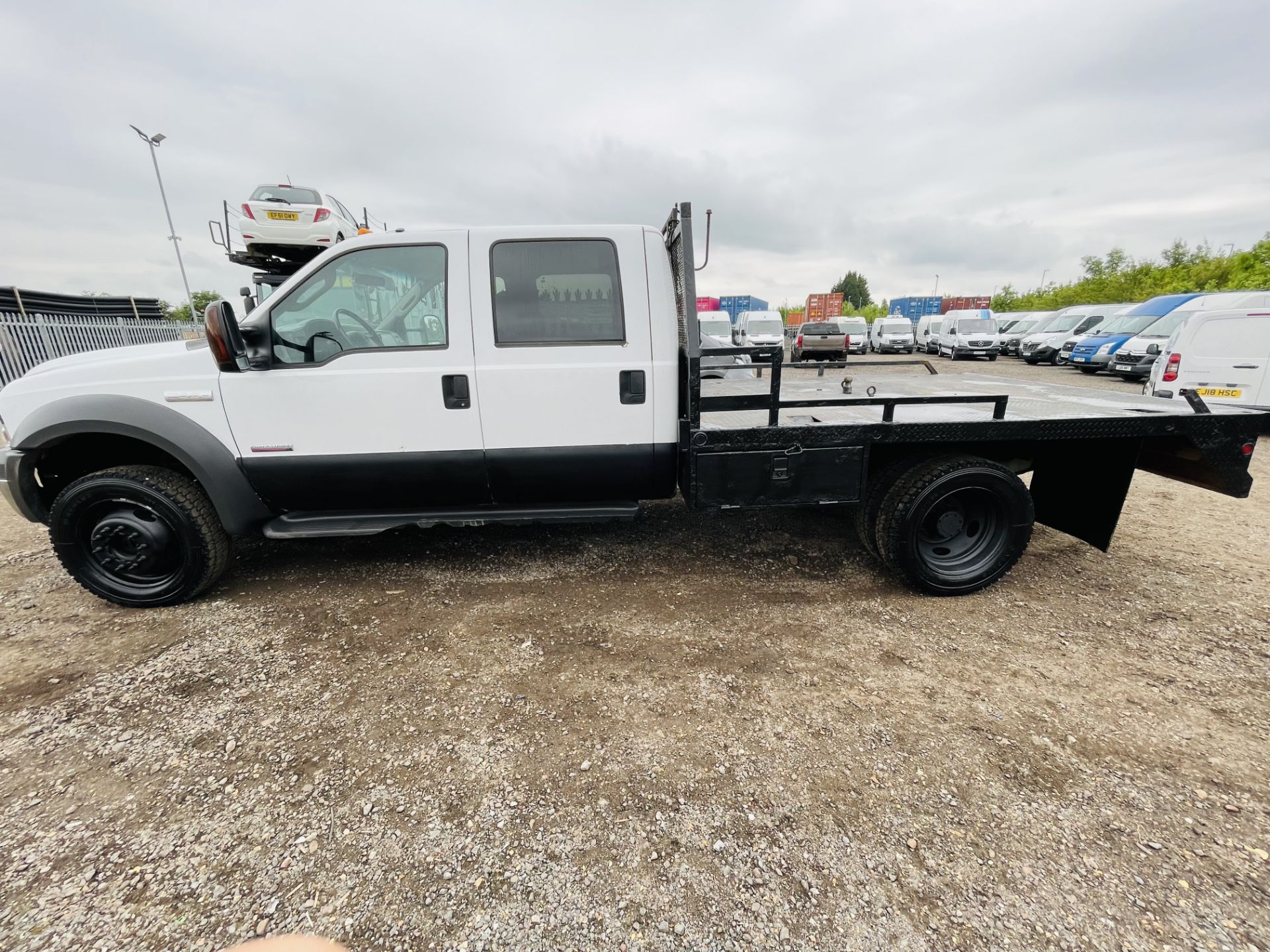 ** ON SALE **Ford F-550 XLT 6.0L Power-stroke*Super Duty* DRW 4WD **2005 Year** **Manual - Image 5 of 23