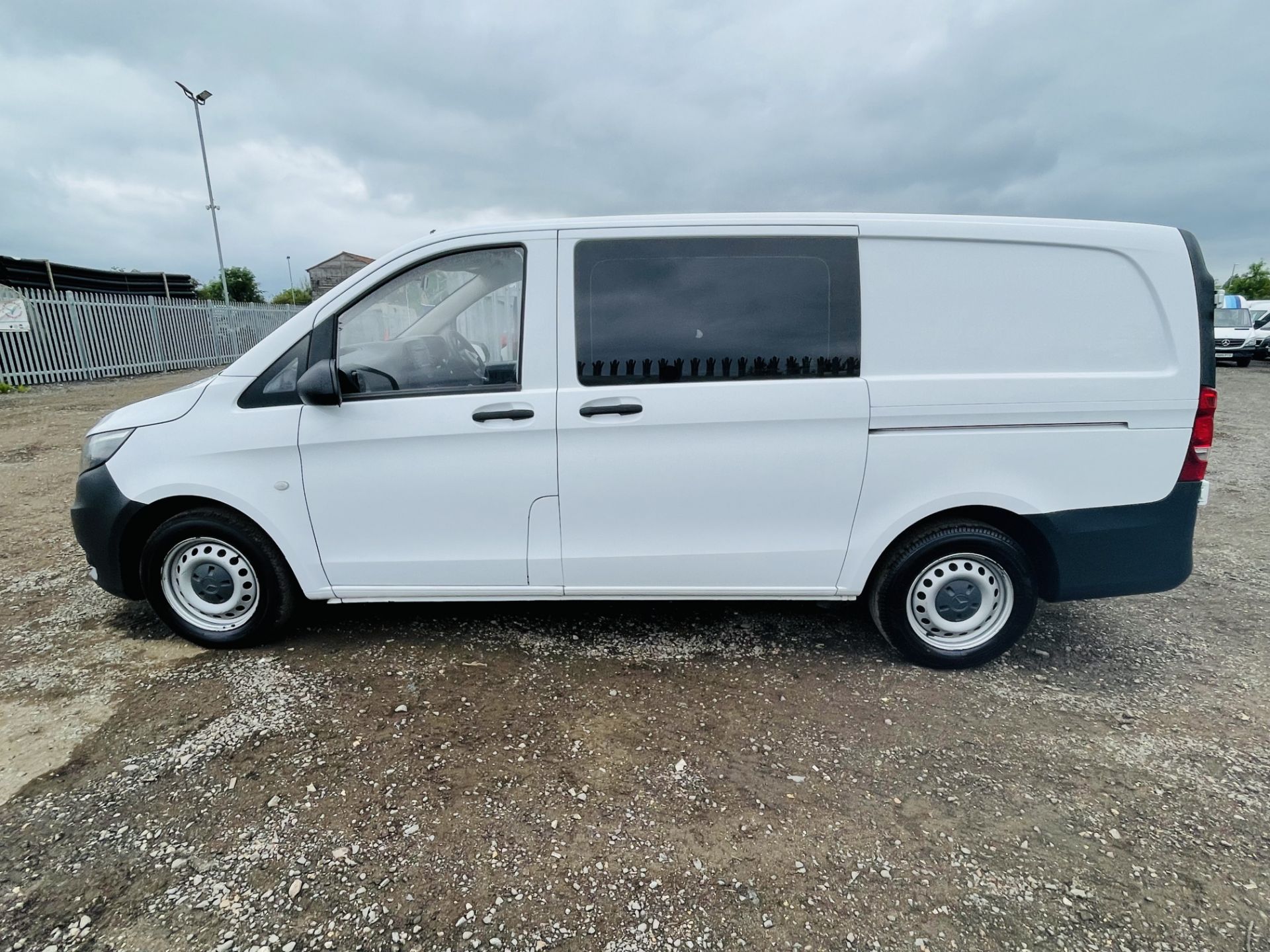 Mercedes-Benz Vito 1.6 111 CDI Long - 2016 '16 Reg' **Crew-Van** '6 Seats ' ULEZ Compliant' - Image 6 of 21