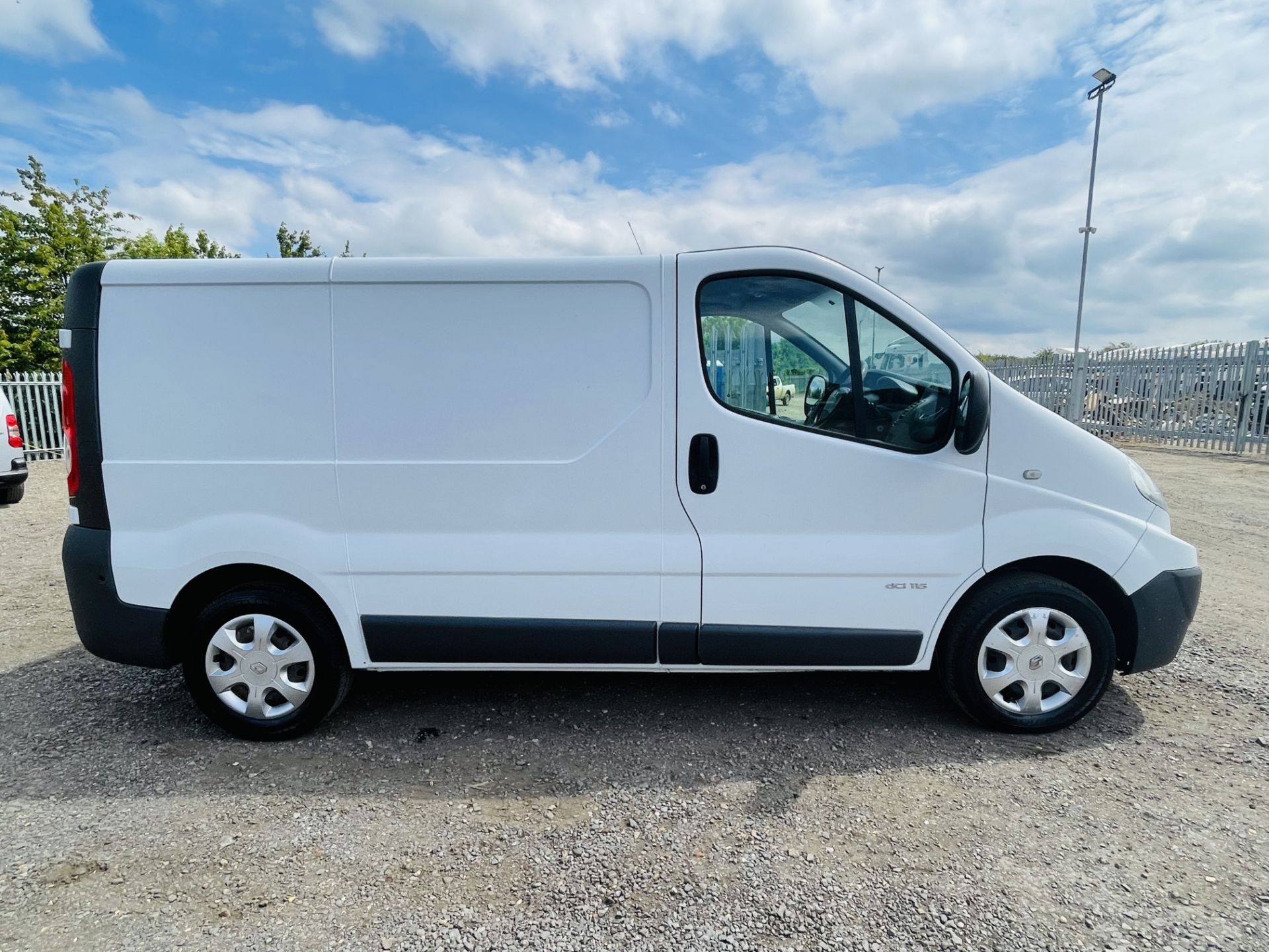 Renault Trafic 2.0 DCI SL27 115 L1 H1 2013 '63 Reg' Elec Pack - Panel Van - NO VAT SAVE 20% - Image 2 of 15