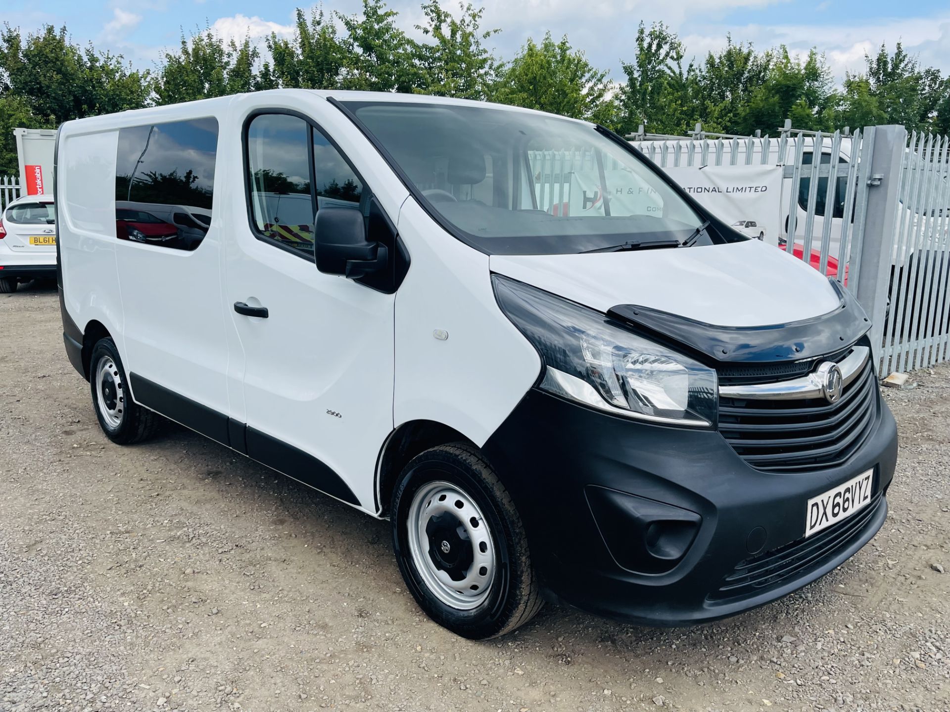 ** ON SALE **Vauxhall Vivaro, 2900 BT CDTI ECOFLEX SS, L2 H1 **Manual** Sat Nav 'Only Done 49,580