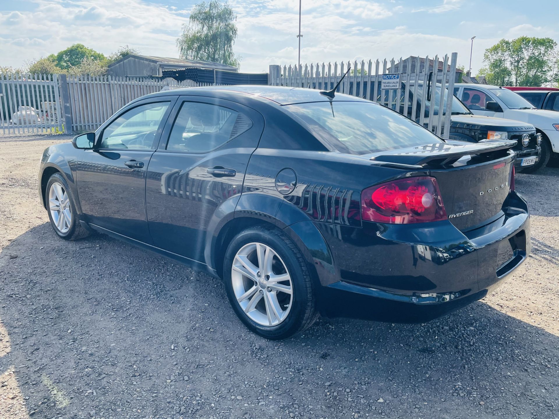 Dodge Avenger 2.4L SXT Sedan 2013 '2013 Year' **Fresh Import** LHD - Air Con - Heated Seats - Image 6 of 18