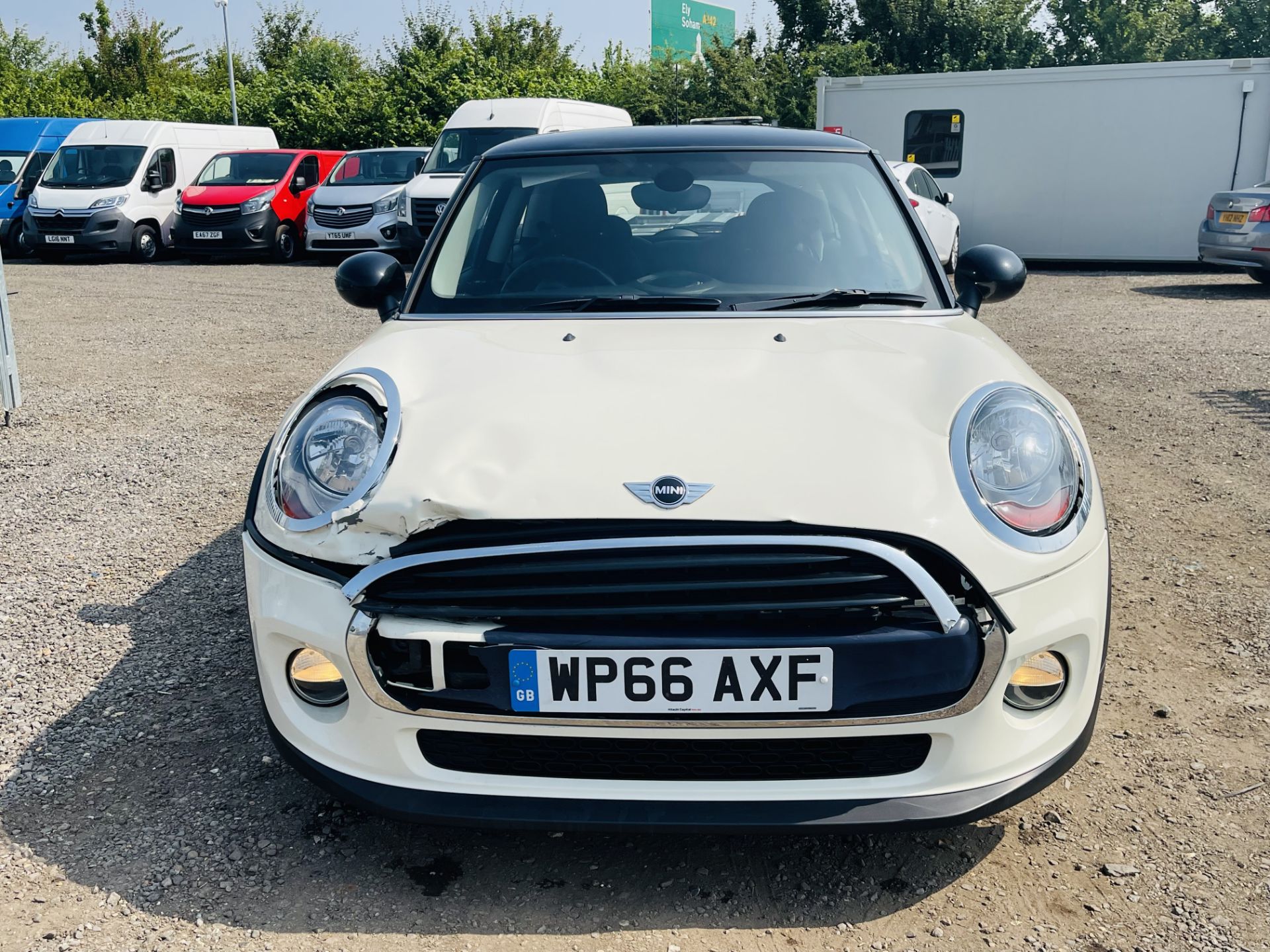 ** ON SALE **Mini Cooper 1.5 D 115 Hatchback - 2016 '66 Reg ' Air Con - ** NO RESERVE ** - Image 2 of 16