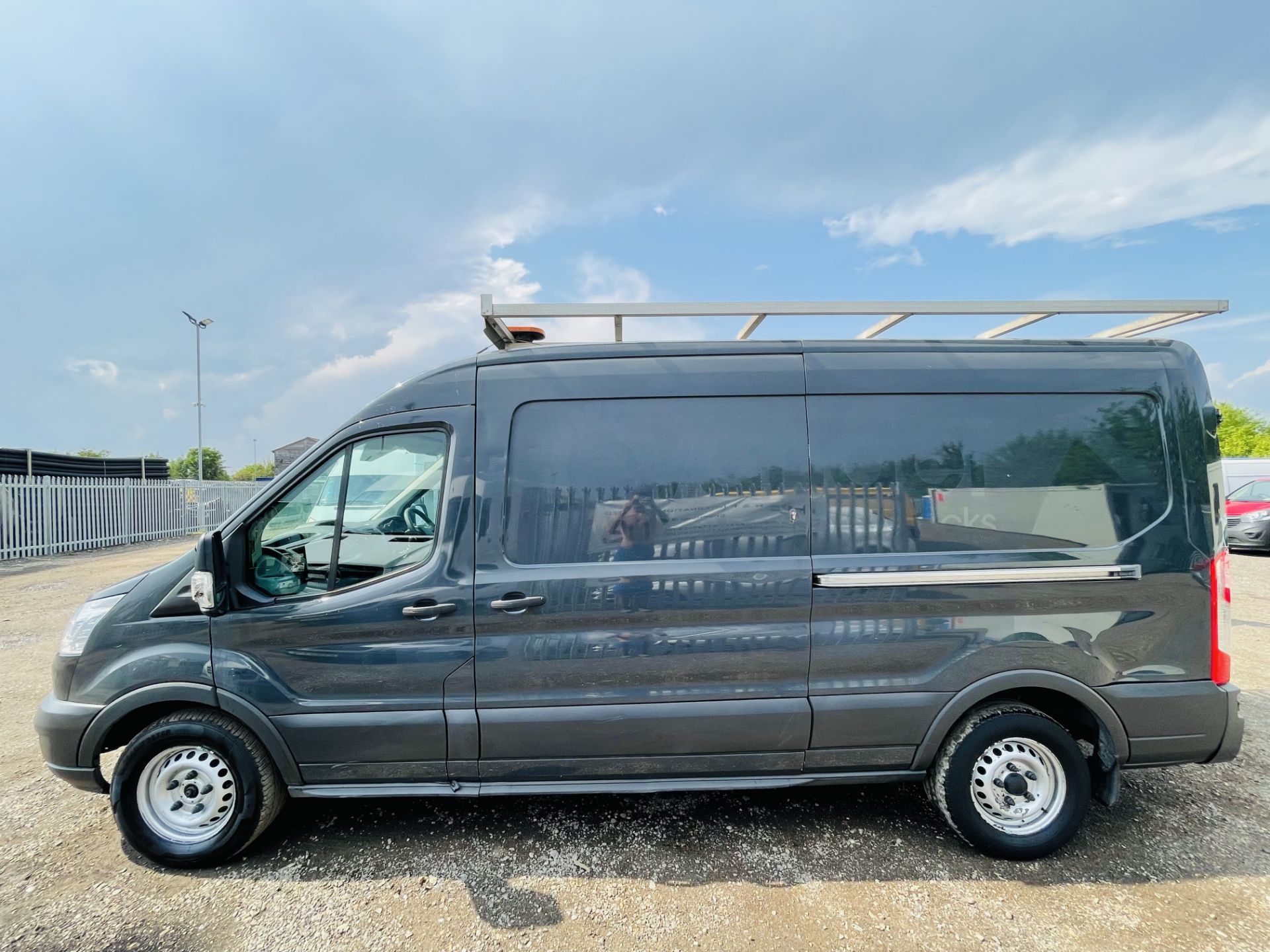 Ford Transit 2.2 TDCI 100 L3 H2 T350 2015 '65 Reg' - Panel Van - LCV - Grey - Image 6 of 14