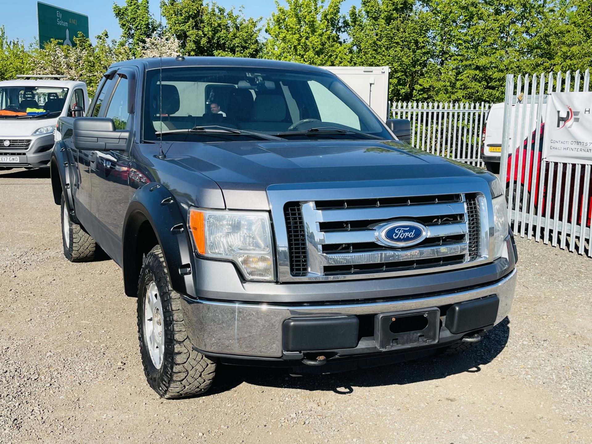 ** ON SALE **Ford F-150 4.6L V8 XLT Edition Super-Cab 4x4 '2010 Year' Air Con - 6 seats- Pick Up - Image 2 of 19