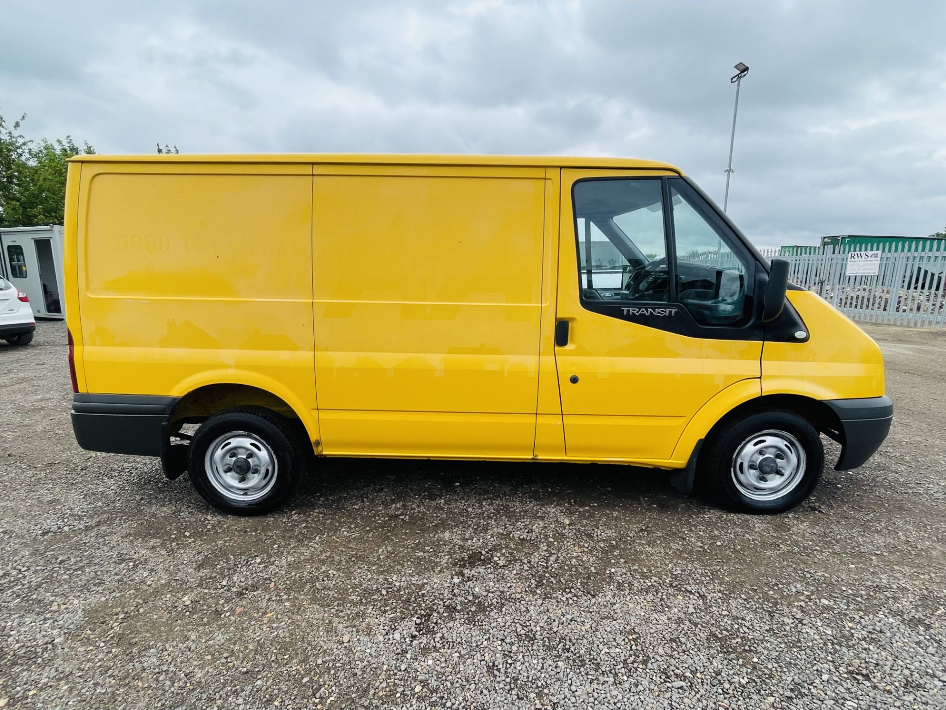 Ford Transit 2.2 TDCI T300 L1 H1 2012 '62 Reg' Air con - Elec Pack - Panel Van - 3 seats - Image 13 of 18