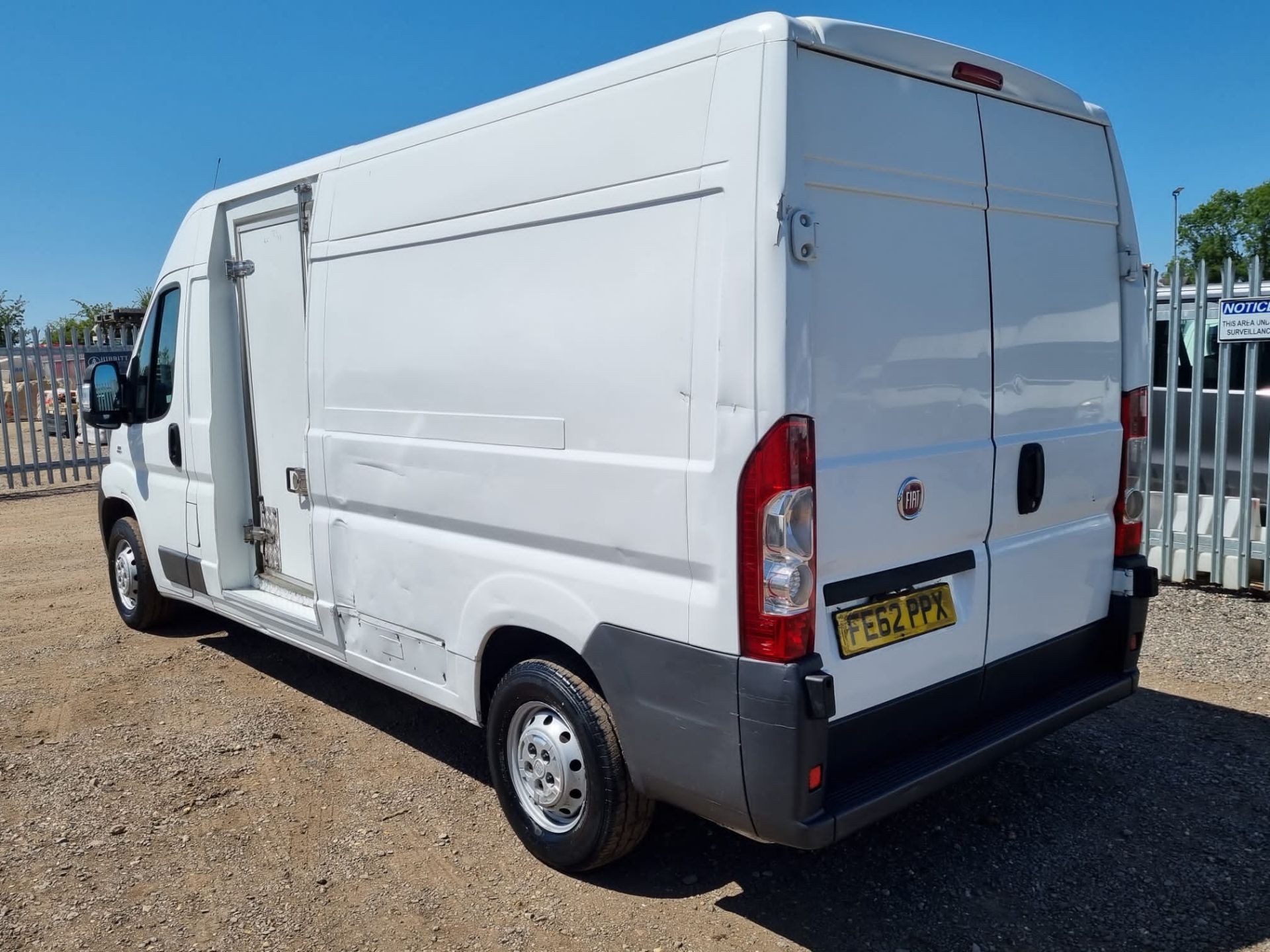 Fiat Ducato 2.3 Multi-jet L3 H3 2012 '12 Reg' Fridge/Freezer - 3 seats - Over-Night Standby - Image 4 of 17