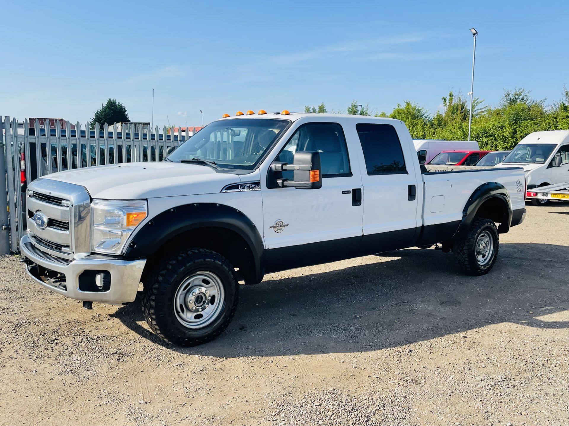 Ford F350 6.7 V8 **DIESEL** Super-Duty Edition Crew-Cab XLT - '2011 Year'' Automatic ***RARE*** - Image 7 of 25