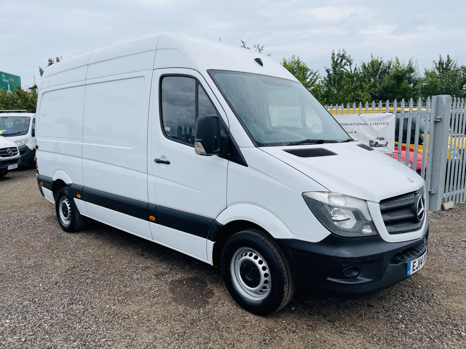 **ON SALE**Mercedes-Benz Sprinter 2.1 313 CDI L2 H3 2014 '14 Reg' 3 seats - Panel van - - Image 12 of 16