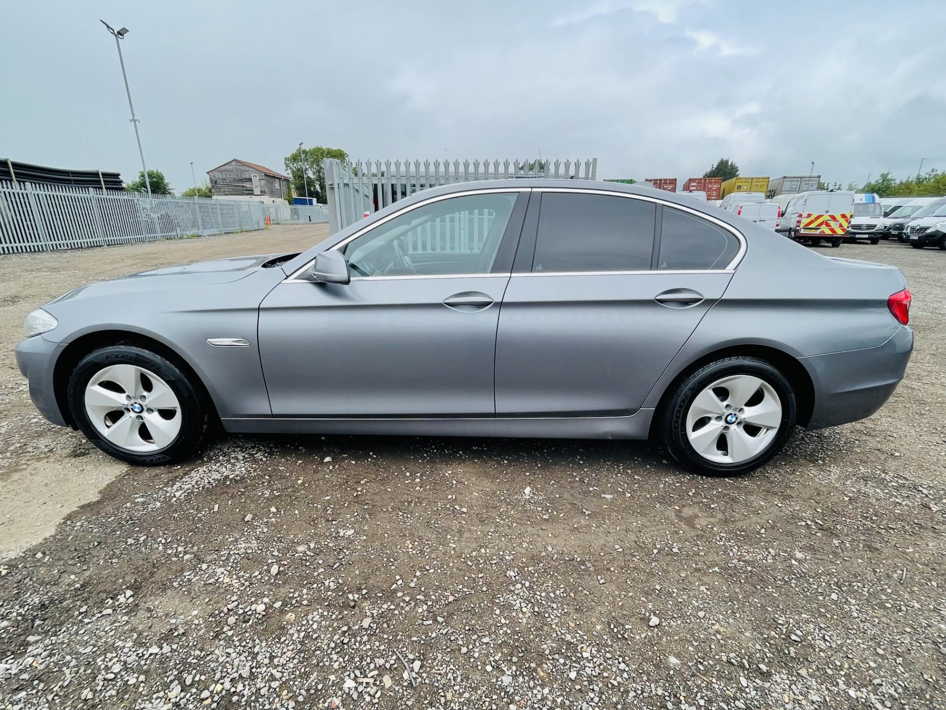 ** ON SALE **BMW 520D Efficient dynamics, 1.9L, 2012 ( 12 plate), ,Sat Nav, Air con,** NO VAT - Image 5 of 23