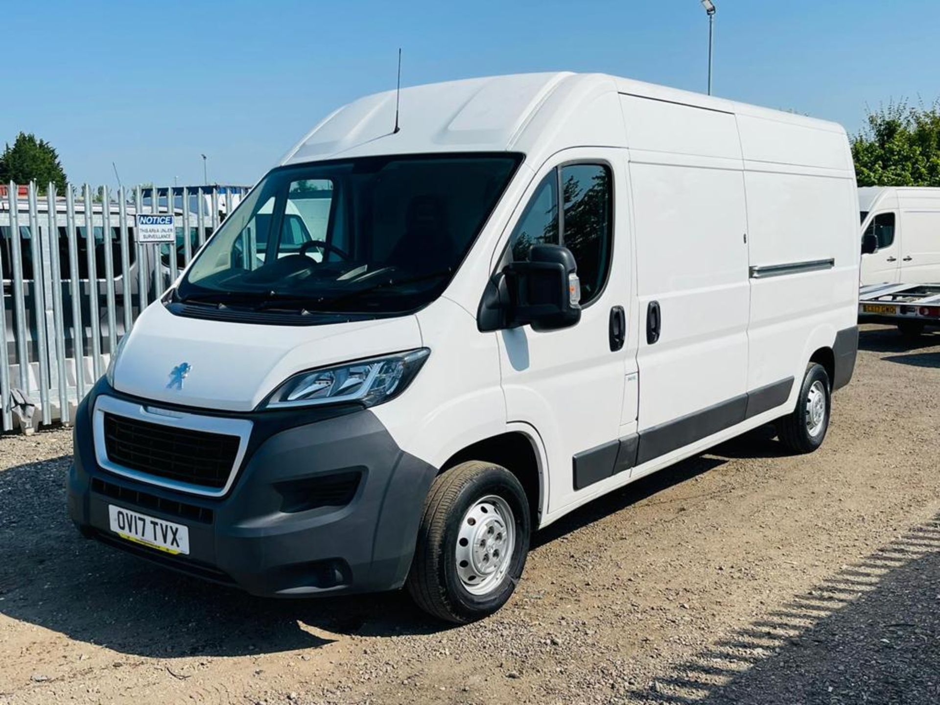 Peugeot Boxer 2.0 Blue-HDI L3 H2 2017 '17 Reg' Sat Nav - Air con - Elec Pack - Panel Van - Image 4 of 20