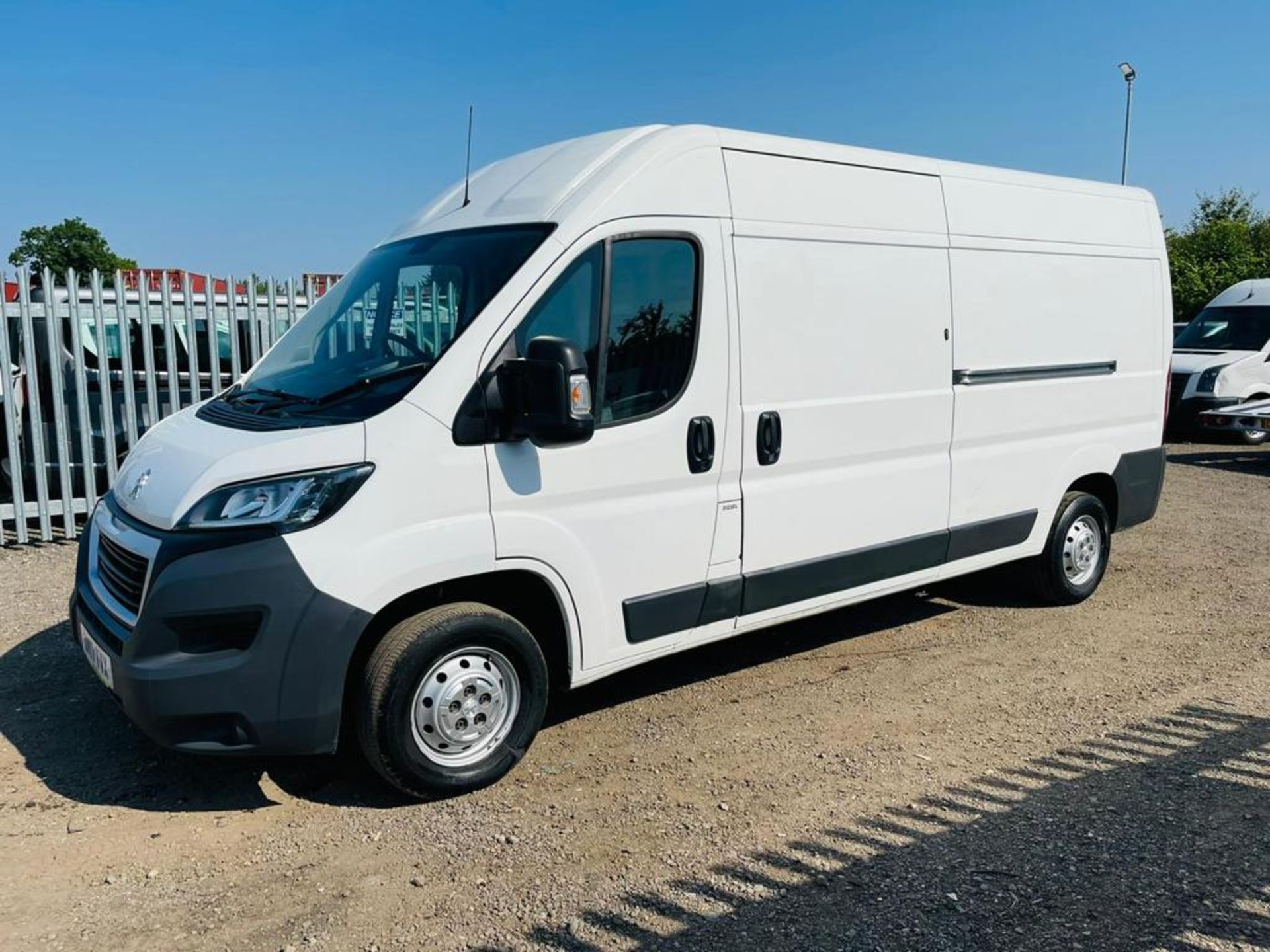 Peugeot Boxer 2.0 Blue-HDI L3 H2 2017 '17 Reg' Sat Nav - Air con - Elec Pack - Panel Van - Image 11 of 20