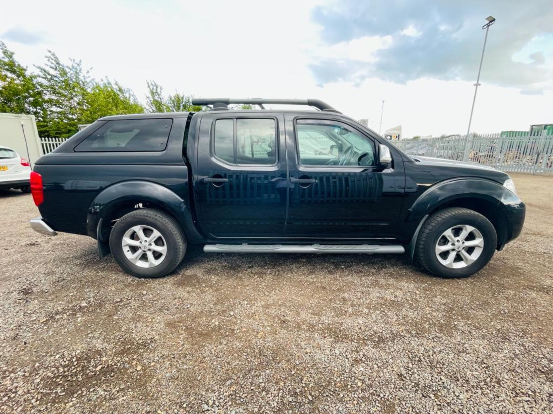 ** ON SALE **Nissan Navara 2.5 DCI Tekna 4x4 2014 '63 Reg' Sat Nav - Air Con - Pick-up - Image 8 of 22