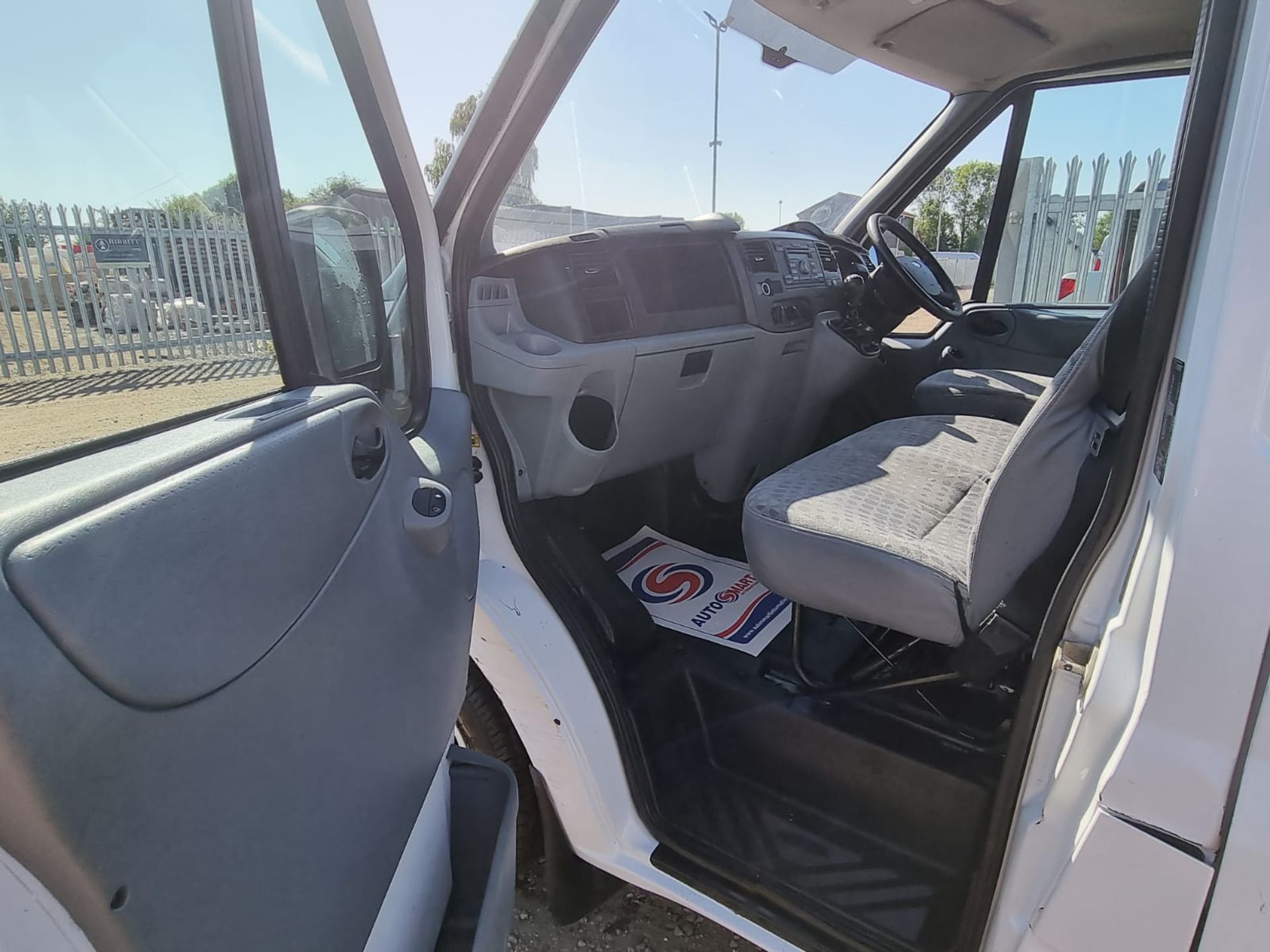 Ford Transit 2.2 TDCI 100 T280 L1 H1 2012 '62 Reg' `Panel van - 3 seats - Image 11 of 16