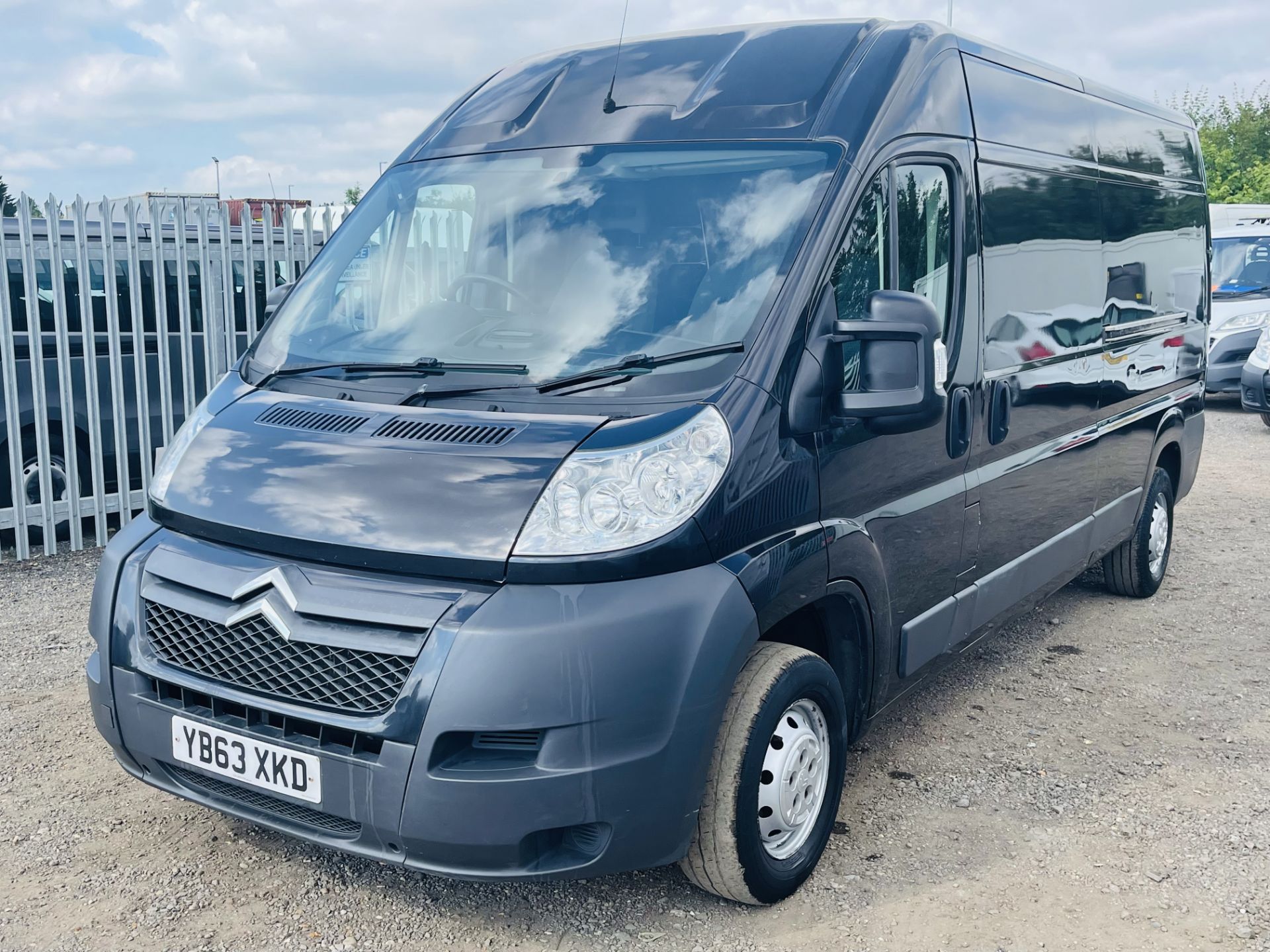 ** ON SALE **Citroen Relay 35 2.2 HDI L3 H2 2014 '63 Reg' Panel Van - Metallic Black - Elec Pack - Image 3 of 15