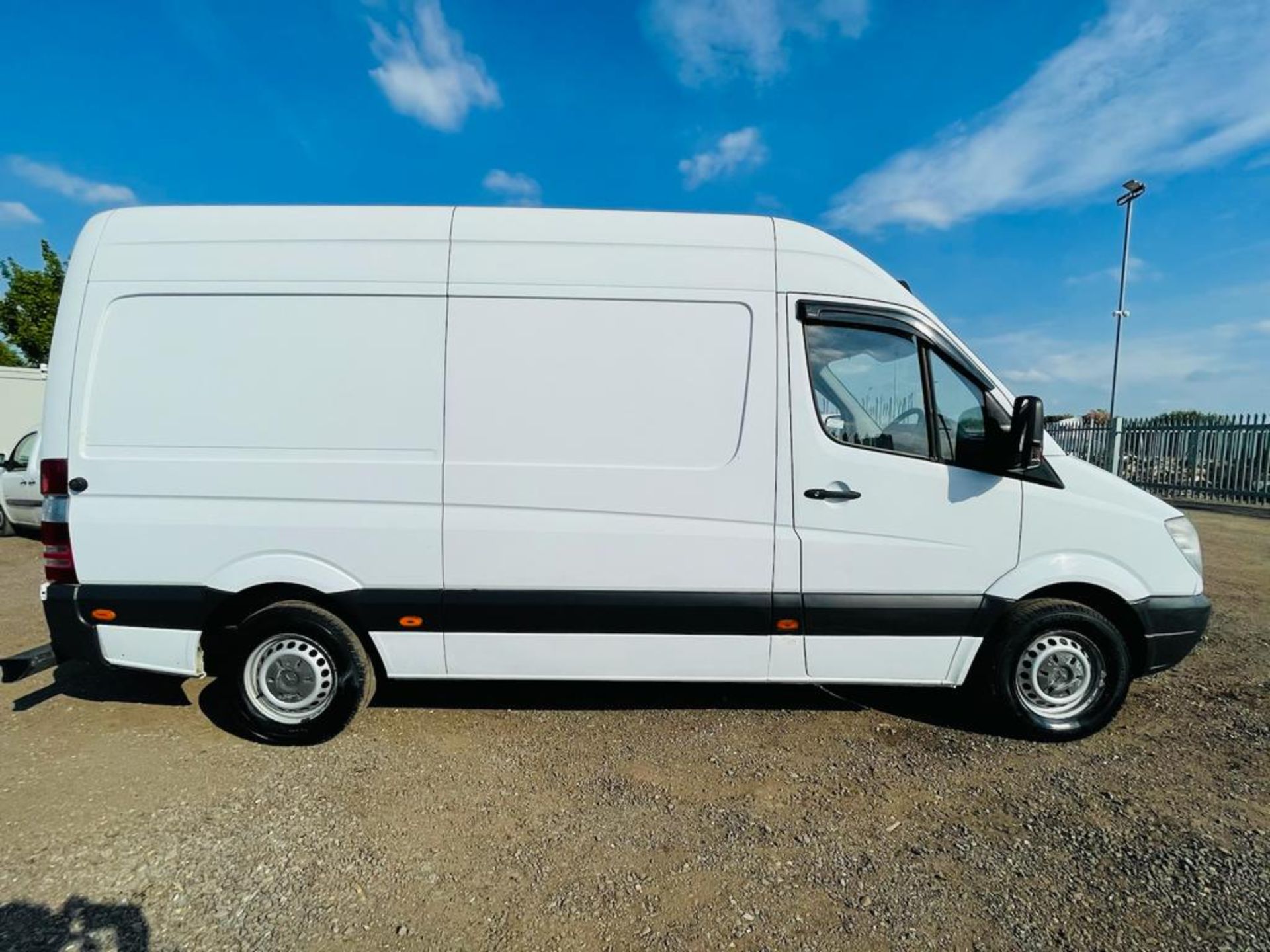 **ON SALE**Mercedes-Benz Sprinter 2.1 313 CDI L2 H3 2013 '13 Reg' GAH Fridge/Freezer Unit - 3 Seats - Image 5 of 18