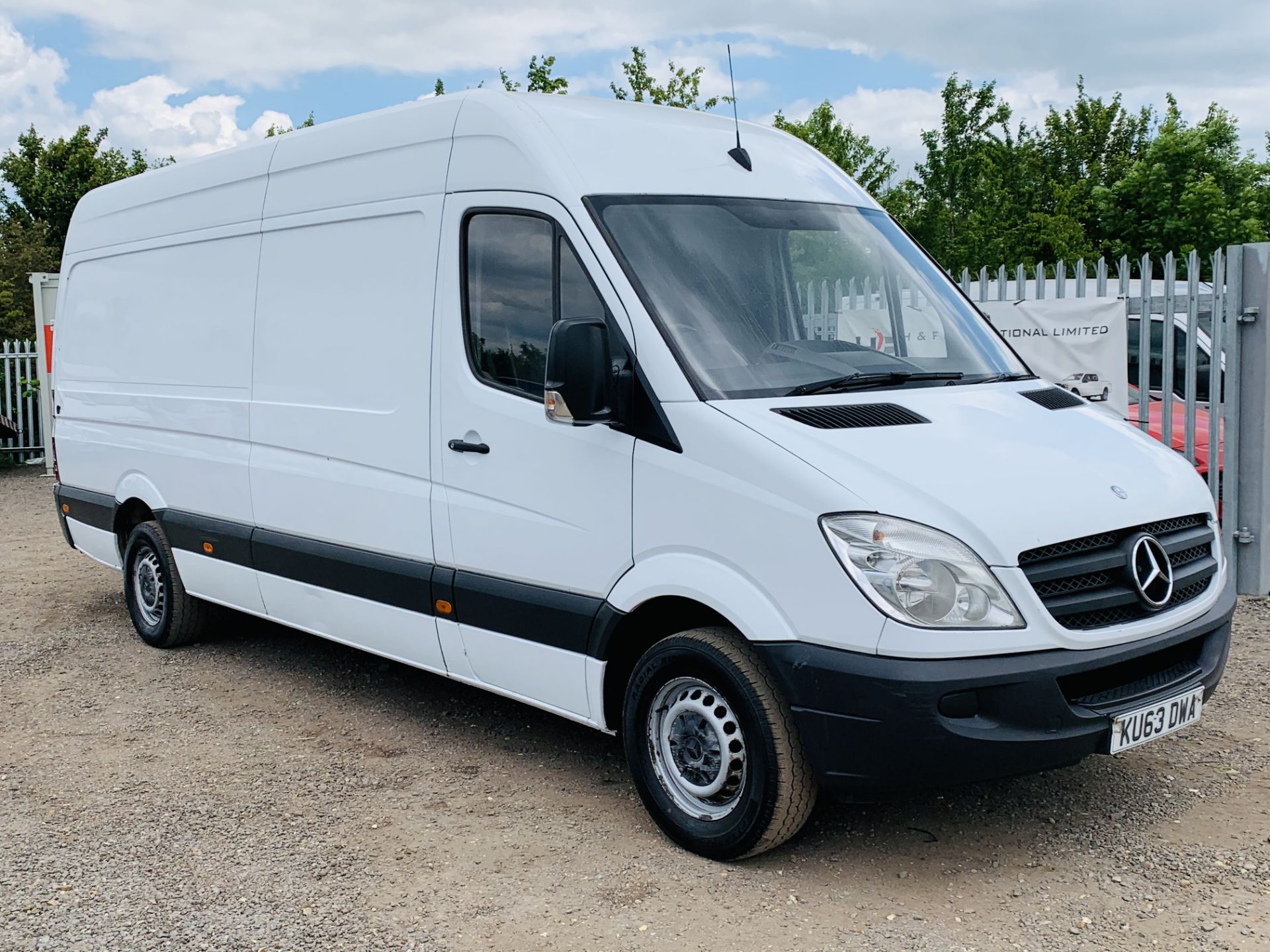 Mercedes-Benz Sprinter 2.1 313 CDI L3 H3 2013 '63 Reg' - 3 seats - Panel Van - Image 2 of 17