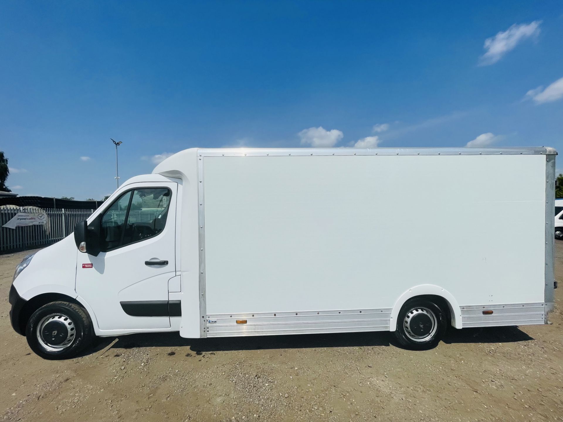 Renault Master 2.3 DCI L3 2018 '18 Reg' Low-Loader Luton - Euro 6b - ULEZ Compliant - Image 4 of 17