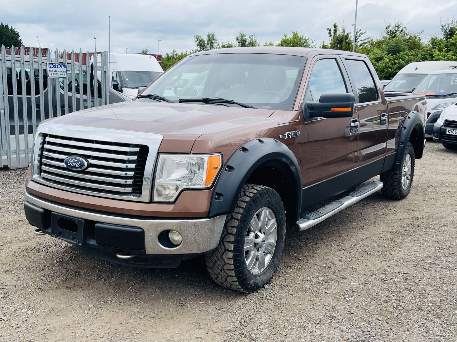 ** ON SALE ** Ford F-150 5.0L V8 XLT XTR Edition Super-Crew 4X4 '2011 Year' - 6 Seats - Air Con - - Image 4 of 27