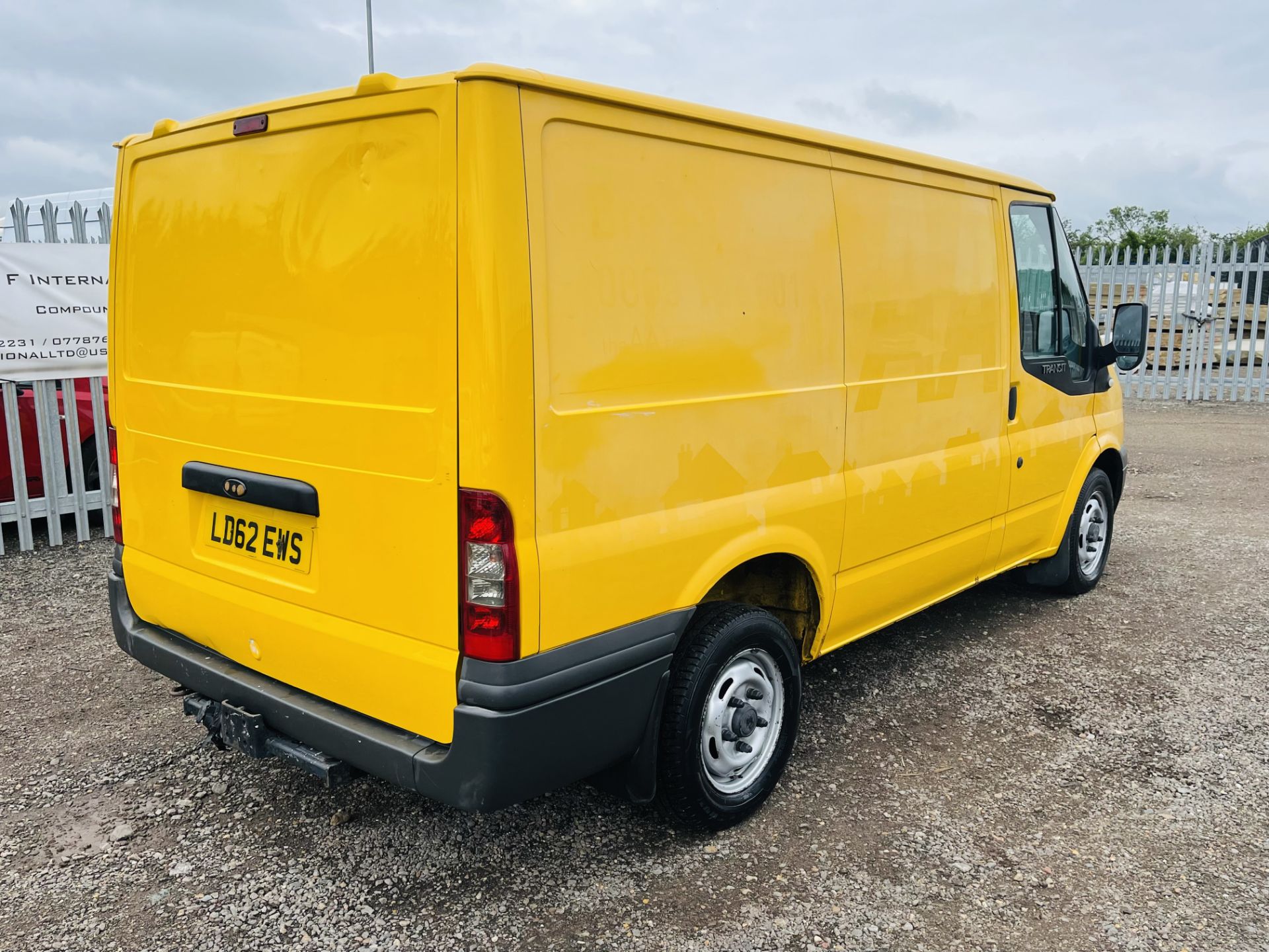 Ford Transit 2.2 TDCI T300 L1 H1 2012 '62 Reg' Air con - Elec Pack - Panel Van - 3 seats - Image 12 of 18